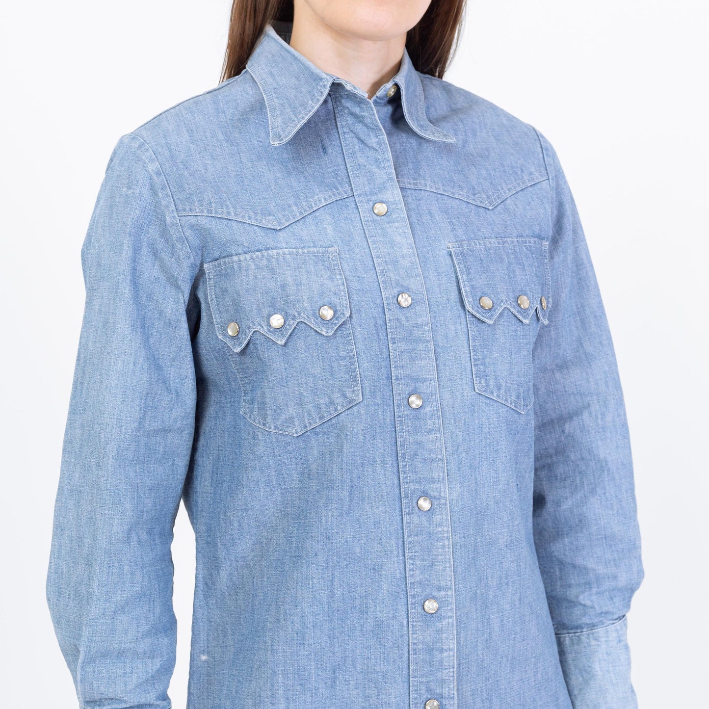 Vintage 70s Lady Wrangler Denim Sawtooth Pocket Western Shirt - Small | Cotton Chambray Pearl Snap Shacket