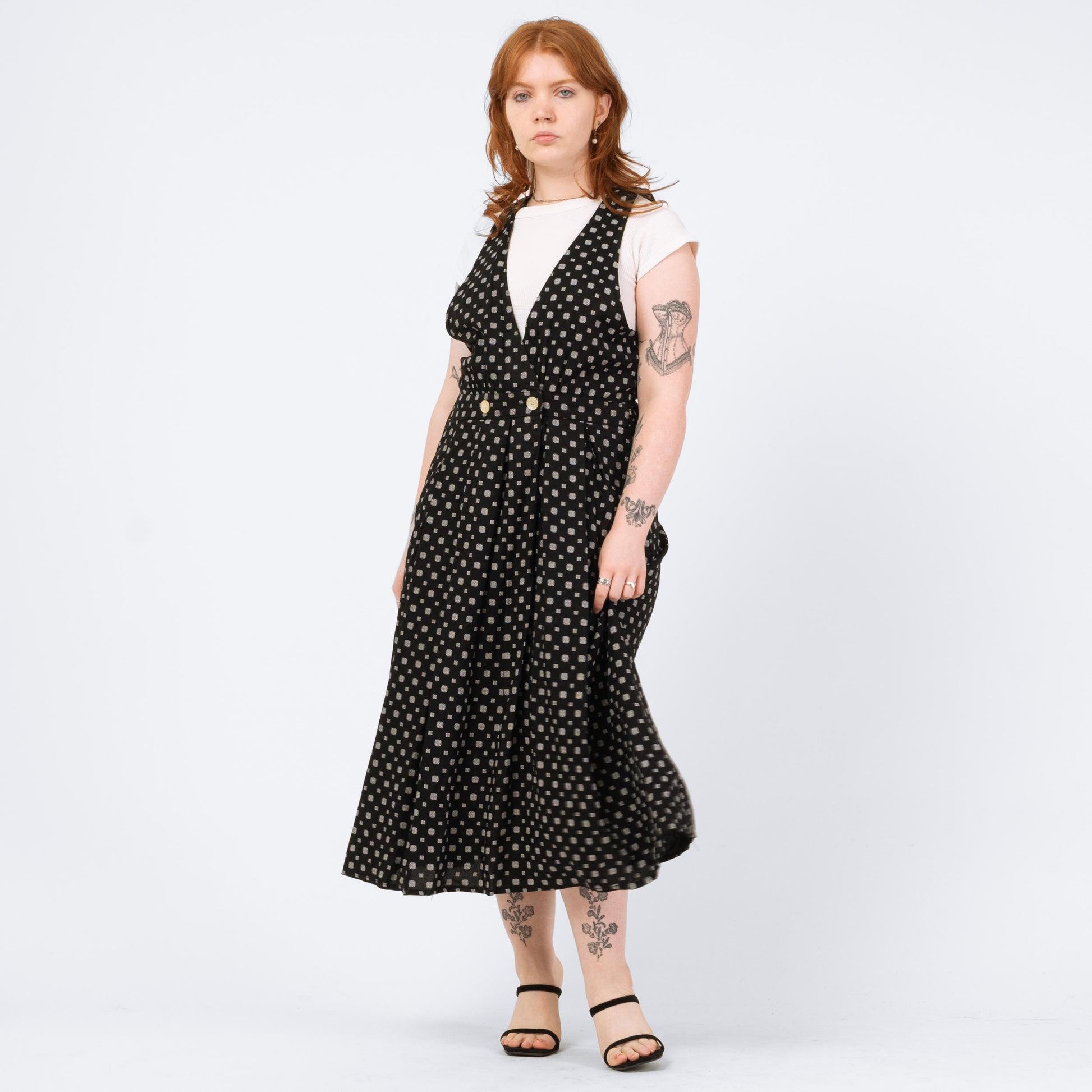 Vintage 80s Black & White Deep V Pinafore Dress - Large | Grunge Sleeveless Midi Dress
