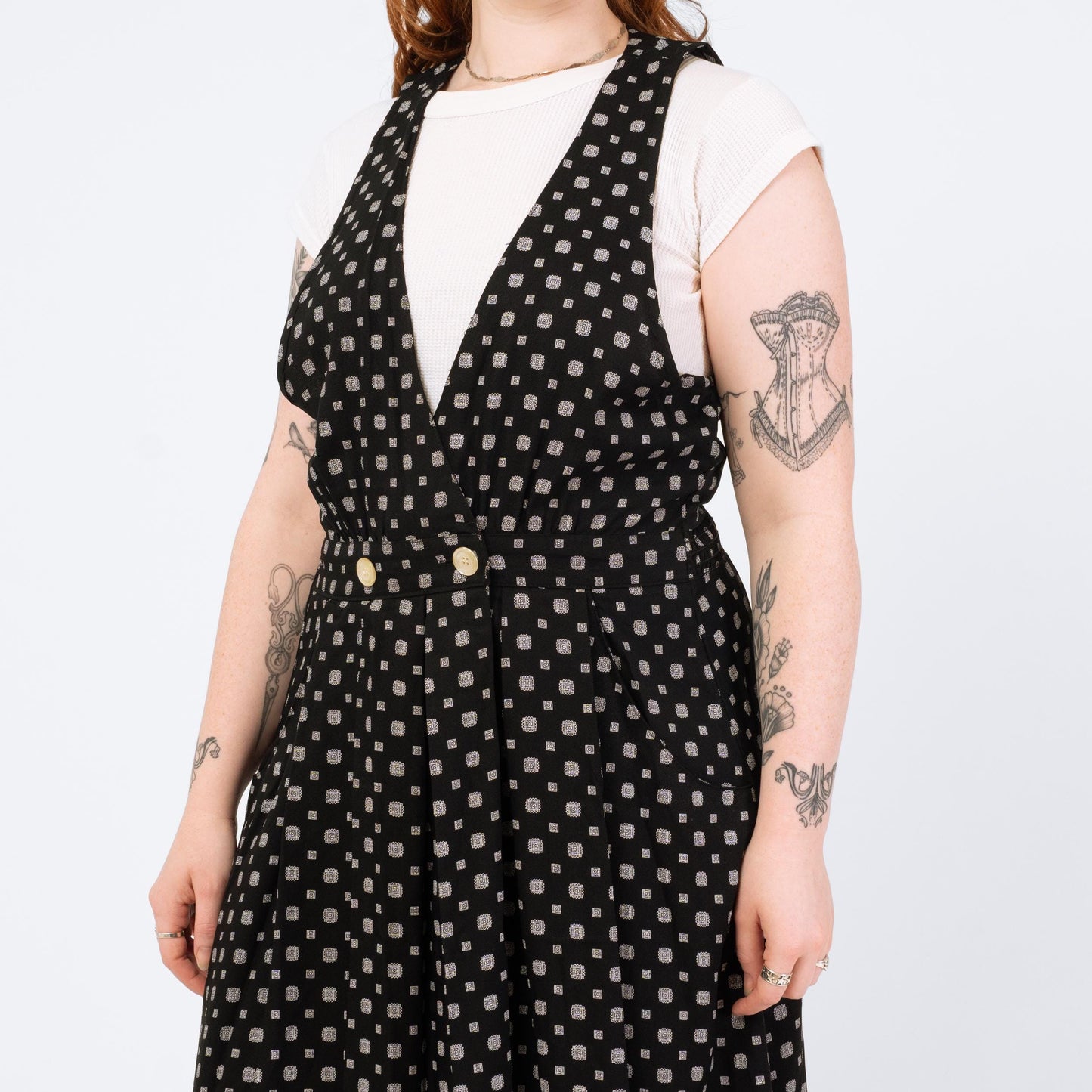 Vintage 80s Black & White Deep V Pinafore Dress - Large | Grunge Sleeveless Midi Dress