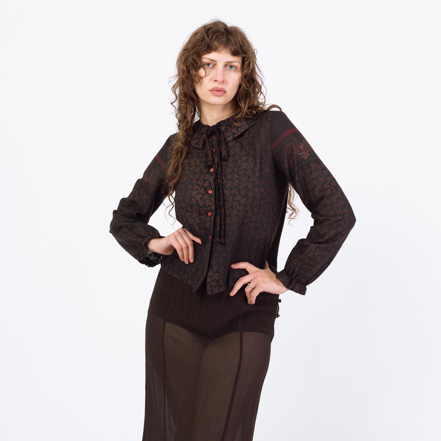 Vintage 70s Dark Floral Peter Pan Collar Blouse - Medium | Black Red Leaf Print Boho Top