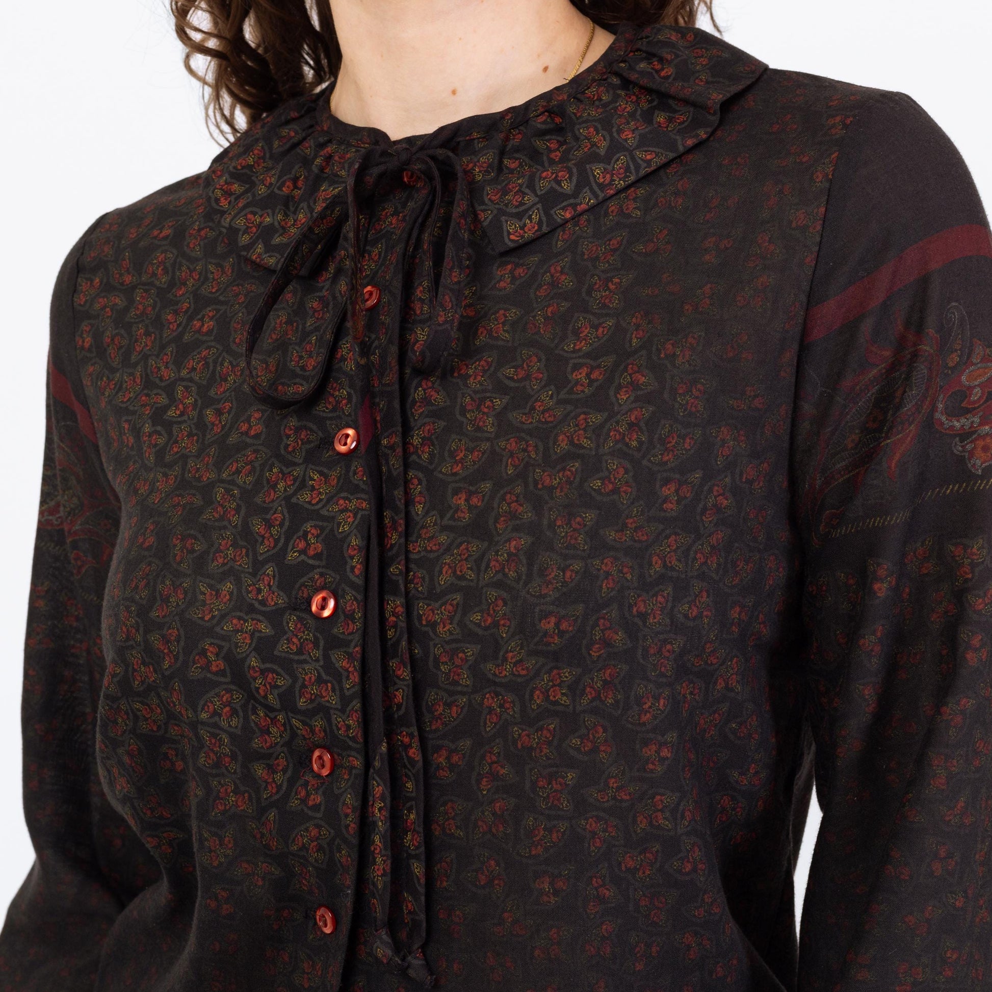 Vintage 70s Dark Floral Peter Pan Collar Blouse - Medium | Black Red Leaf Print Boho Top