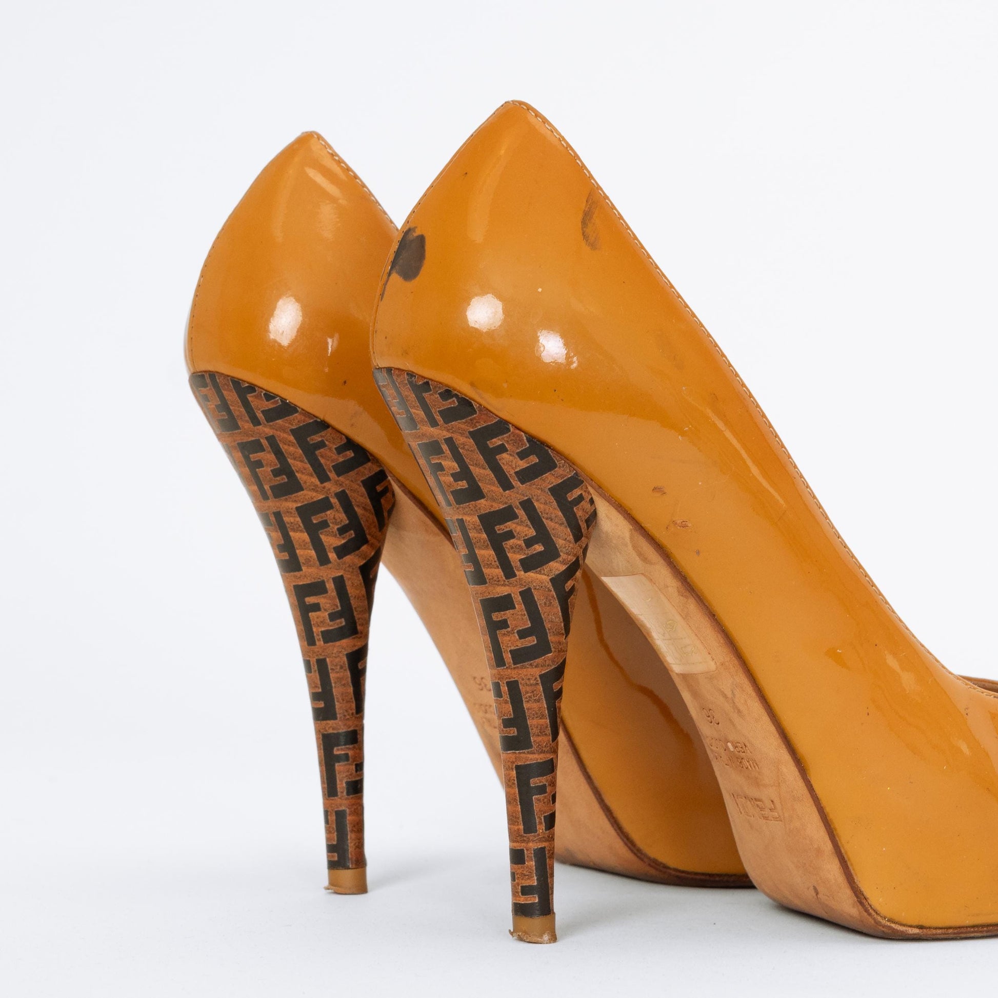 Fendi Zucca Patent Leather Pumps - Size 36 | Y2K Designer Logo FF Monogram Stiletto Heels