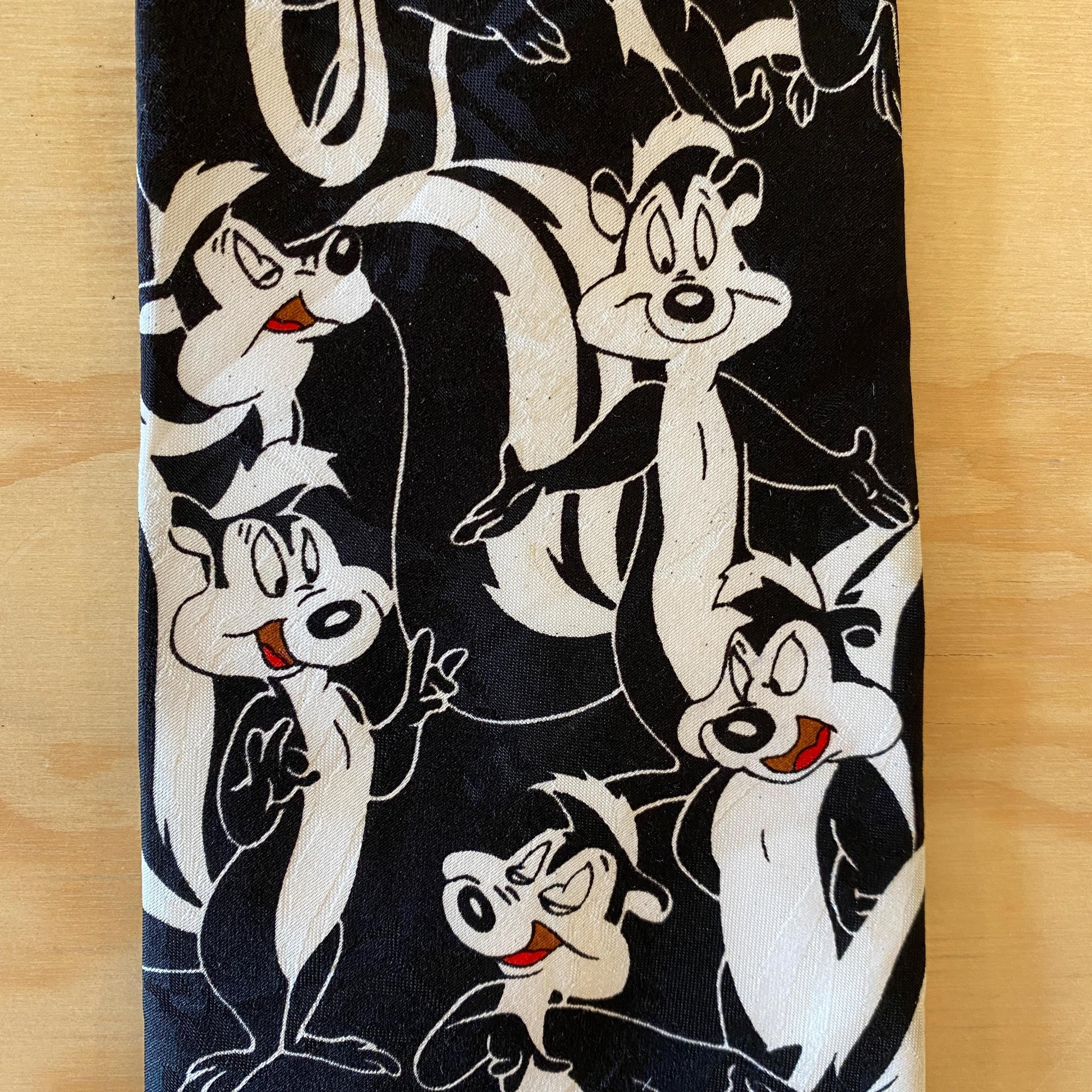 Vintage 90s Looney Tunes Pepe Le Pew Necktie