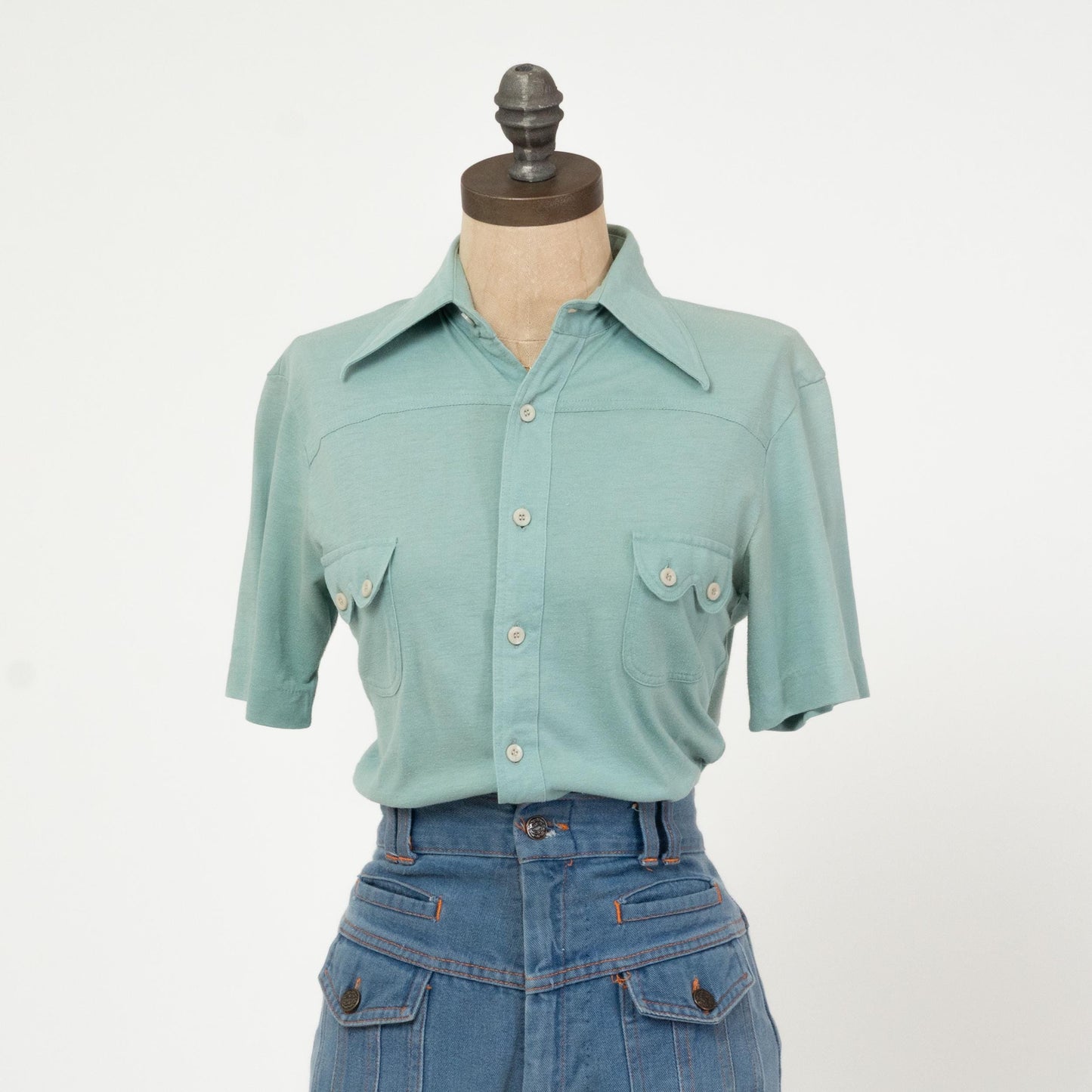Vintage 70s Mint Green Dagger Collar Shirt - XS to Small | Retro Short Sleeve Collared Top