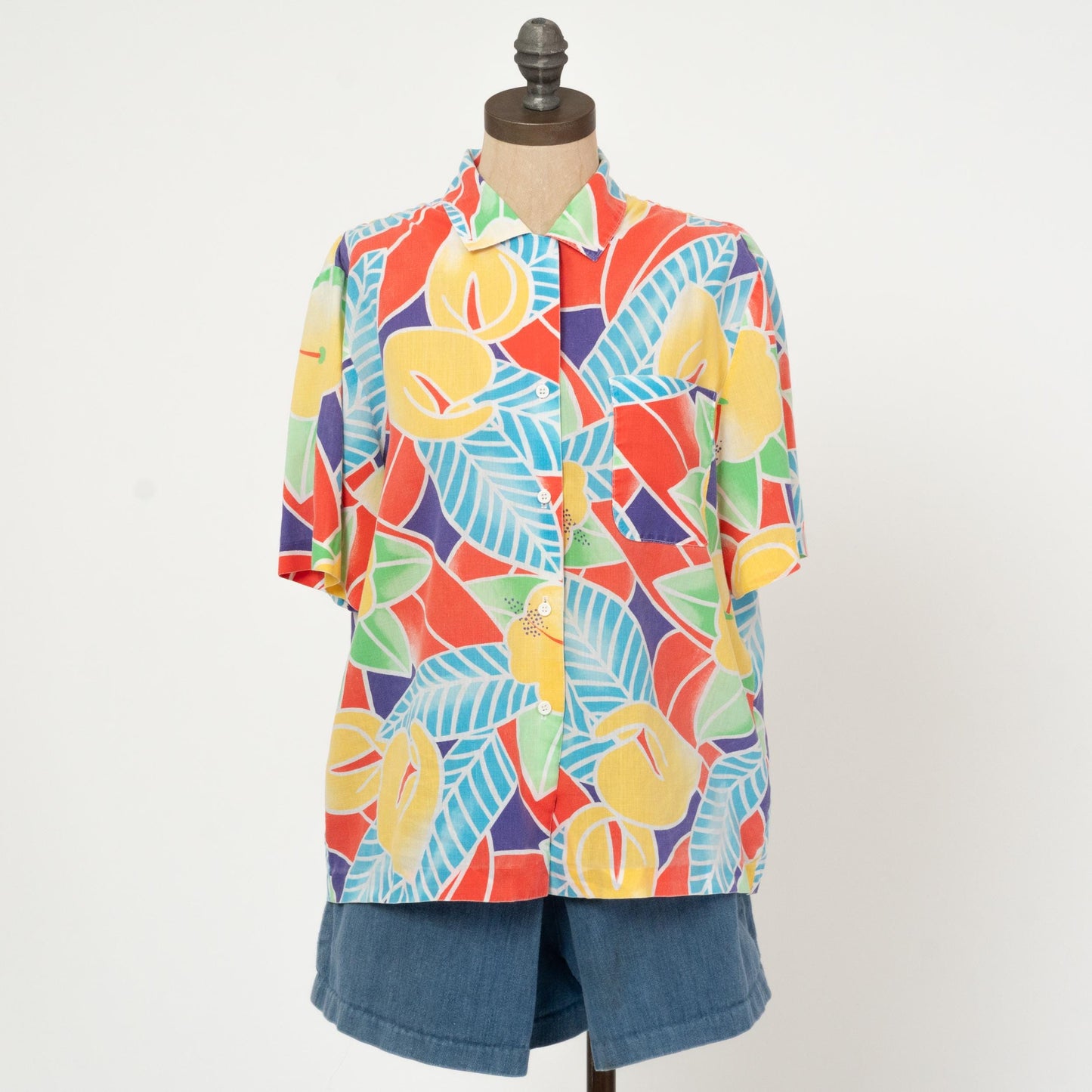 Vintage 80s Soft Tropical Floral Blouse - Large | Retro Women's Hawaiian Shirt