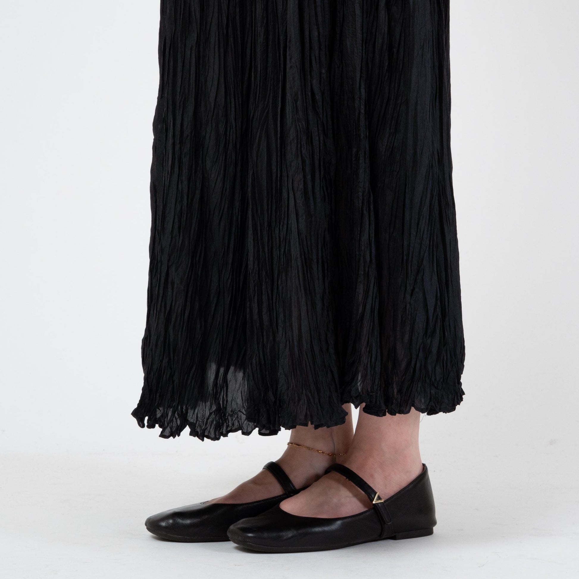 Vintage 90s Black Silk Plisse Maxi Skirt - Medium | Witchy Whimsigoth Long Flowy Festival Skirt