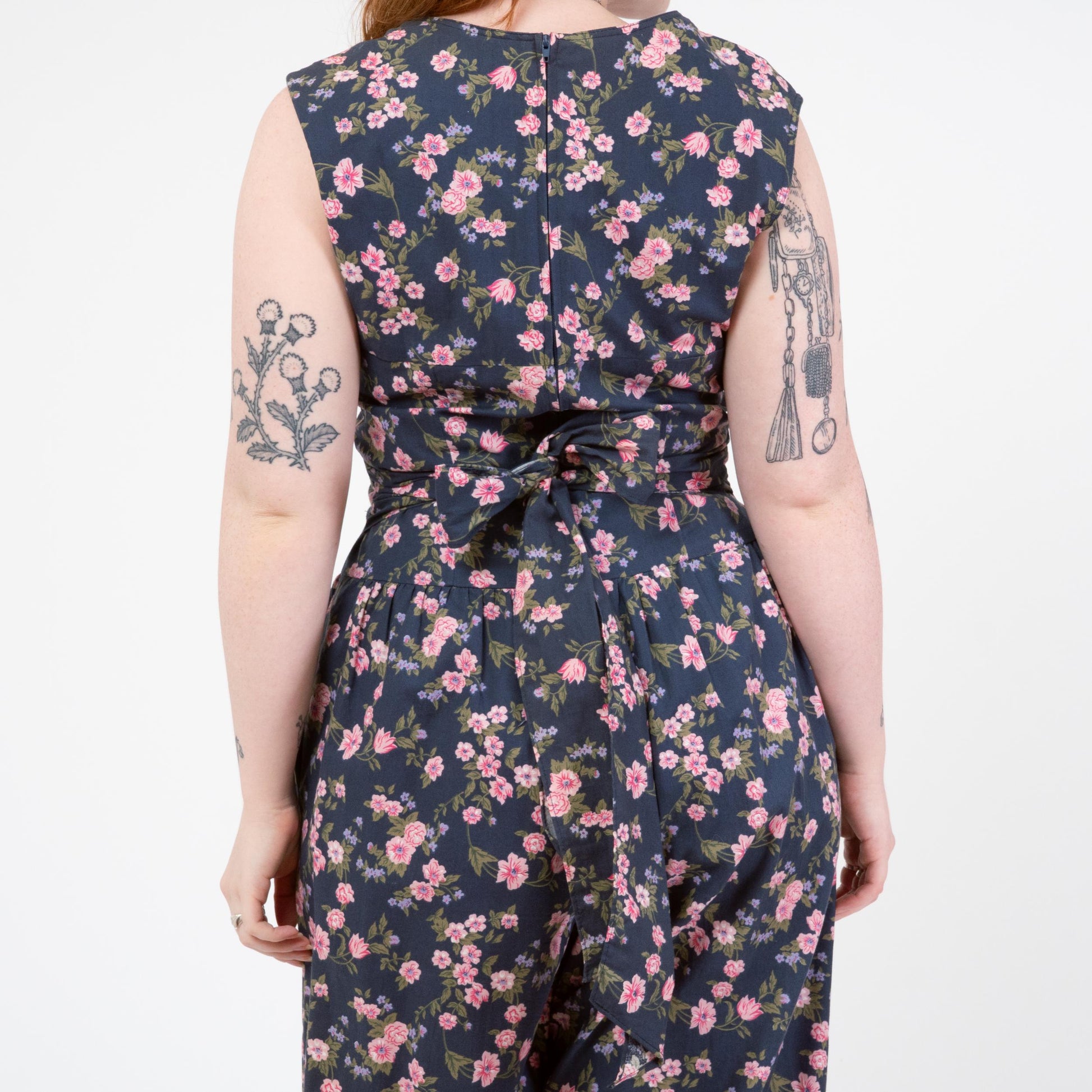 Vintage 80s Blue Floral Pinafore Jumpsuit - Medium to Large | Boho Cap Sleeve Romper Outfit with Pockets