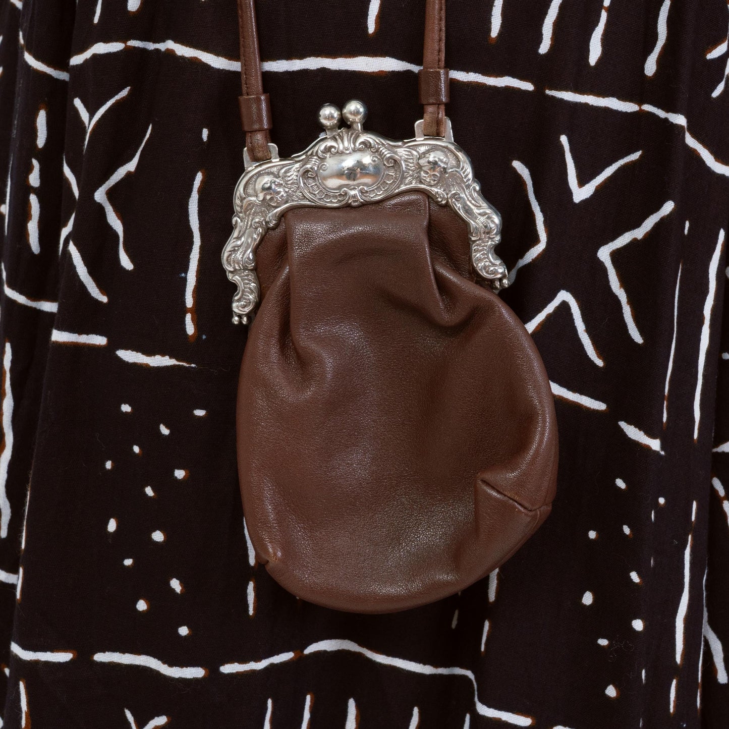 Vintage 90s Brighton Leather Kisslock Crossbody Bag | Boho Art Nouveau Mini Purse