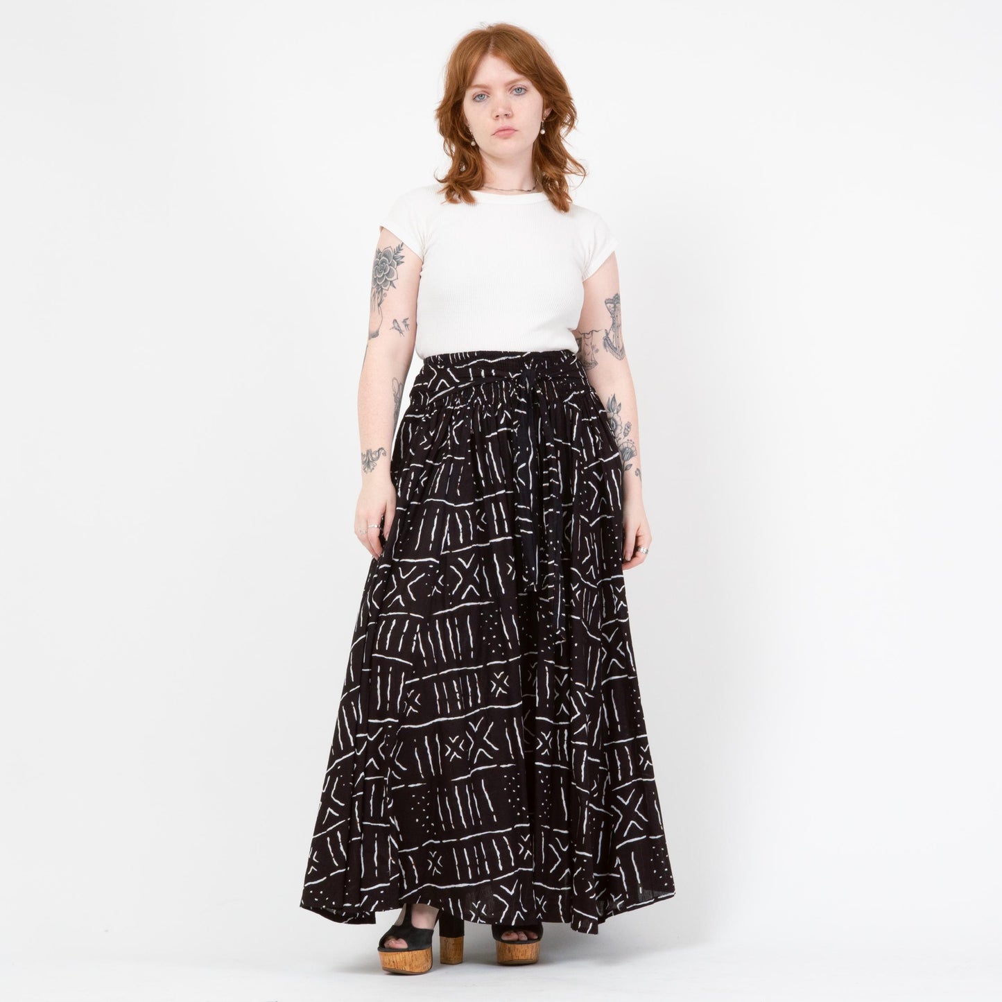 Vintage 90s Black & White Batik Maxi Skirt - One Size | Boho High Waisted Long Cotton Skirt
