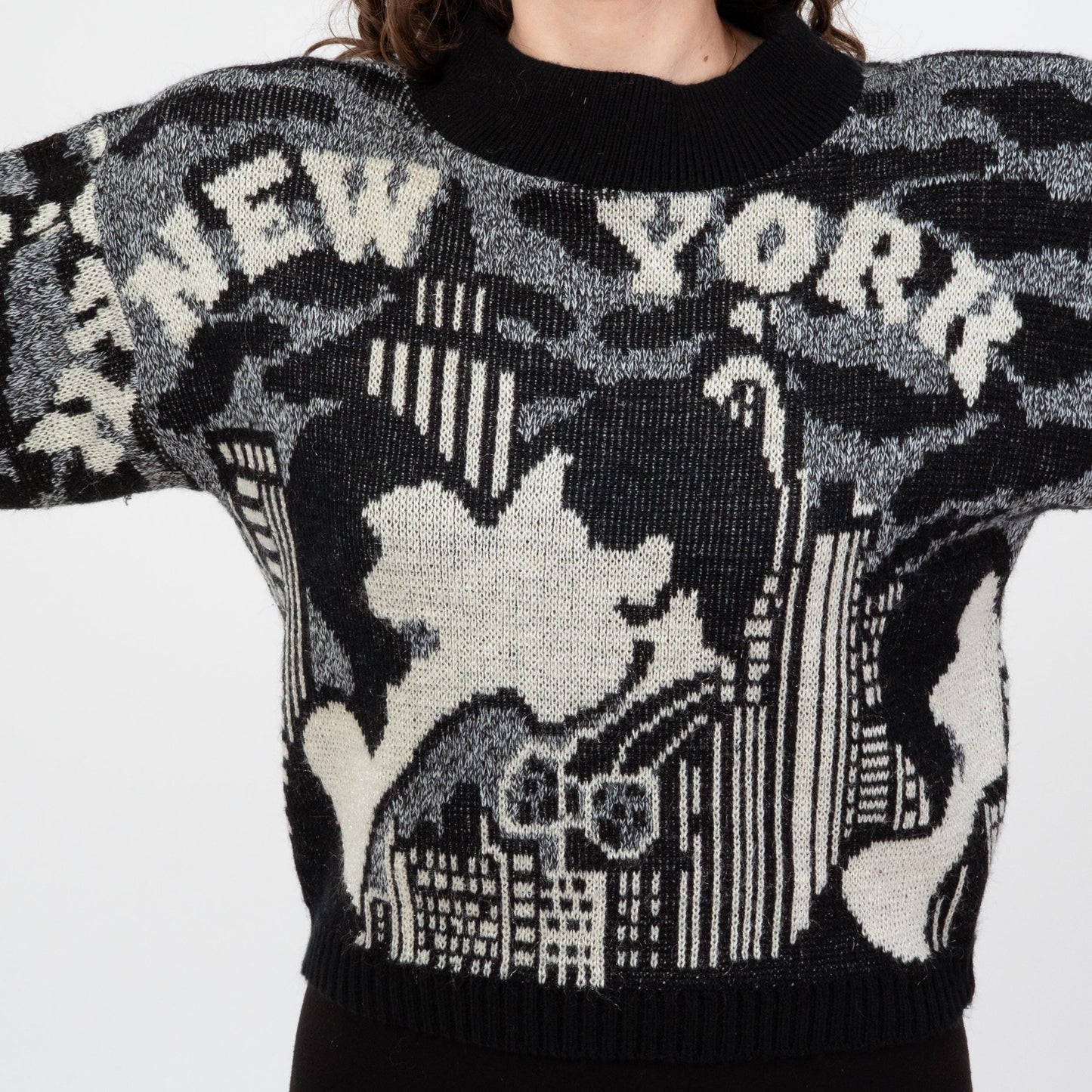 Vintage 80s New York City Scene Intarsia Knit Cropped Sweater - Small to Medium | New Wave Novelty Black & White Pullover