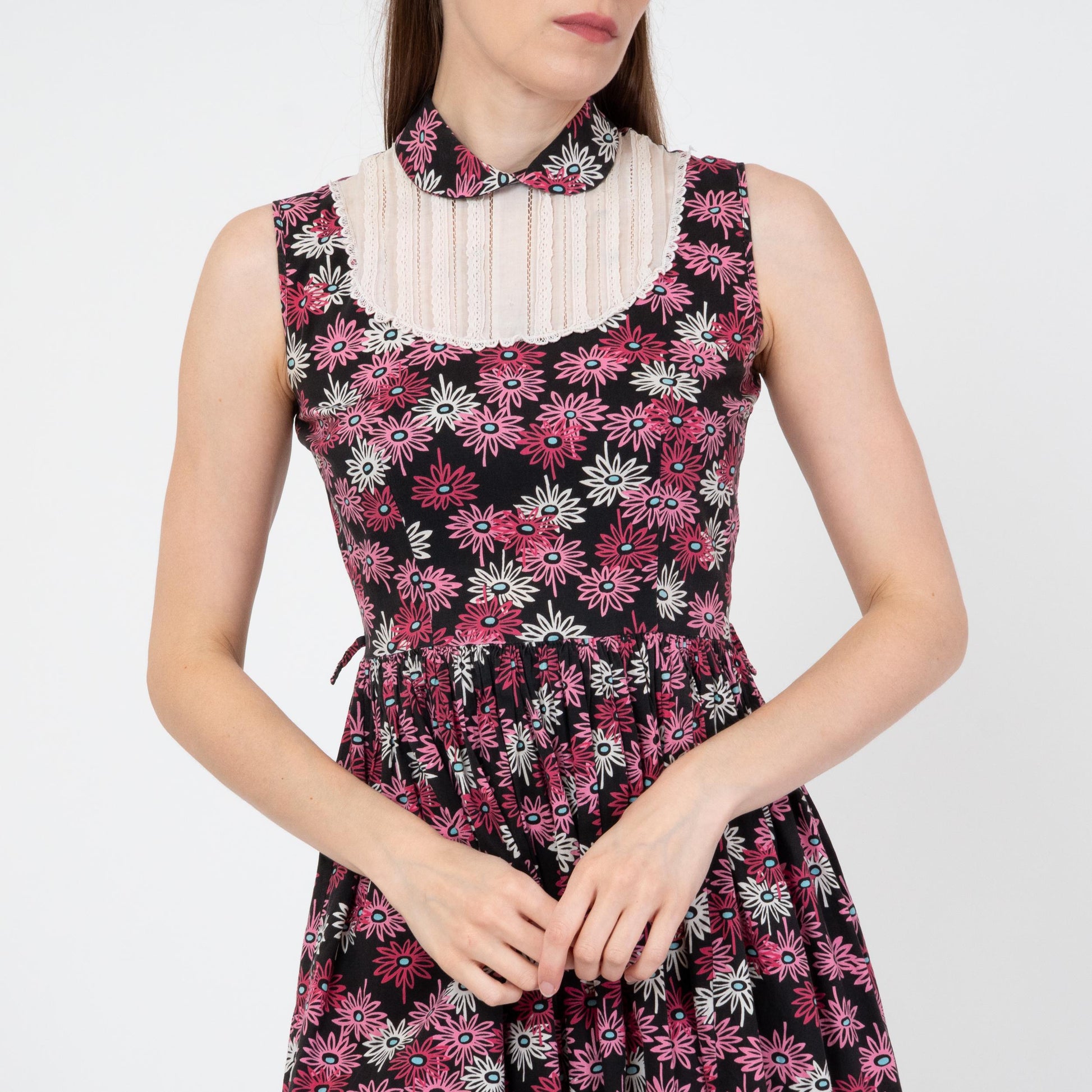 Vintage 50s Black & Pink Daisy Floral Day Dress - Extra Small | Retro Fit Flare Lace Bib Mini Dress