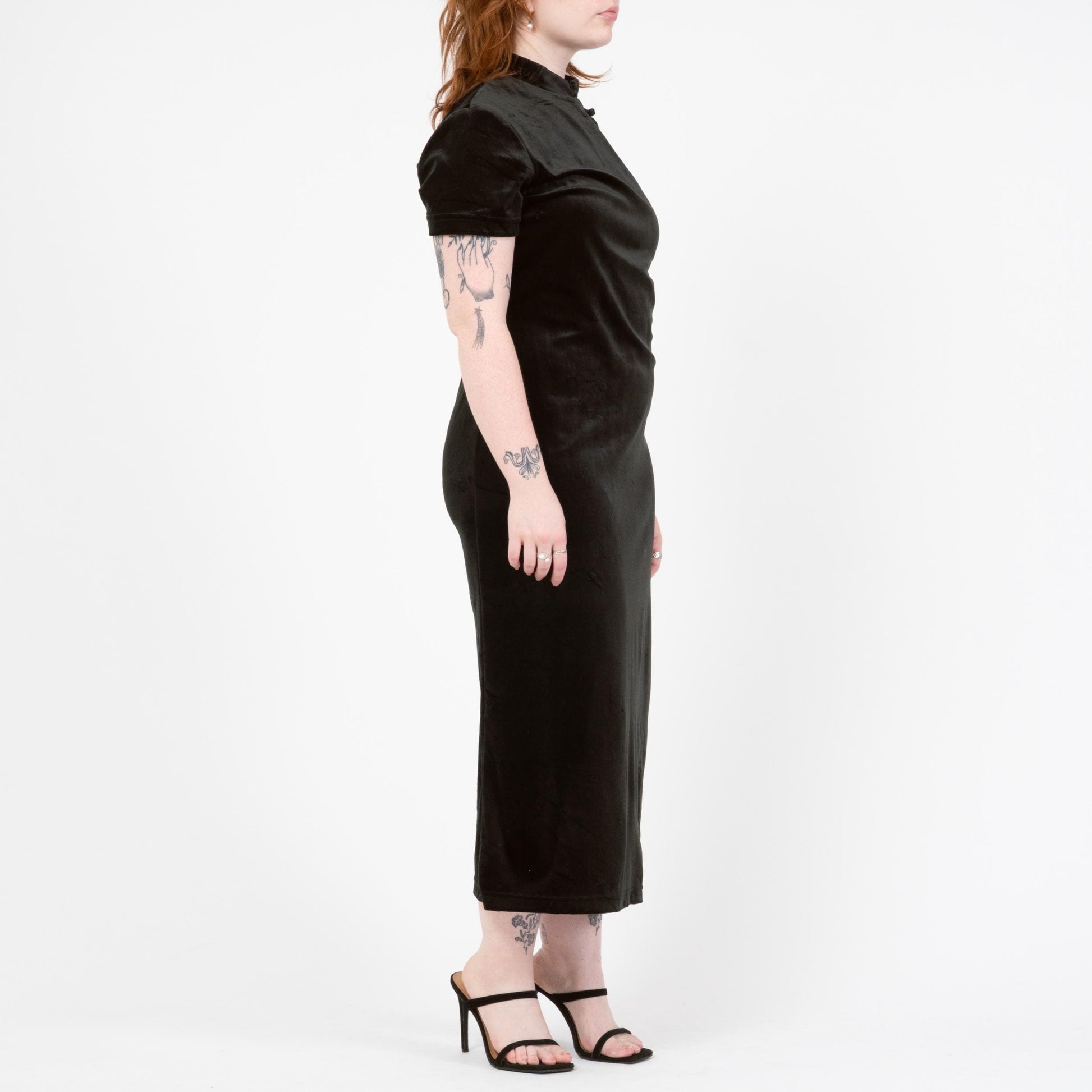 Vintage 90s Black Crushed Velvet Qipao Maxi Dress - Large | Gothic Mockneck Short Sleeve Formal Dress