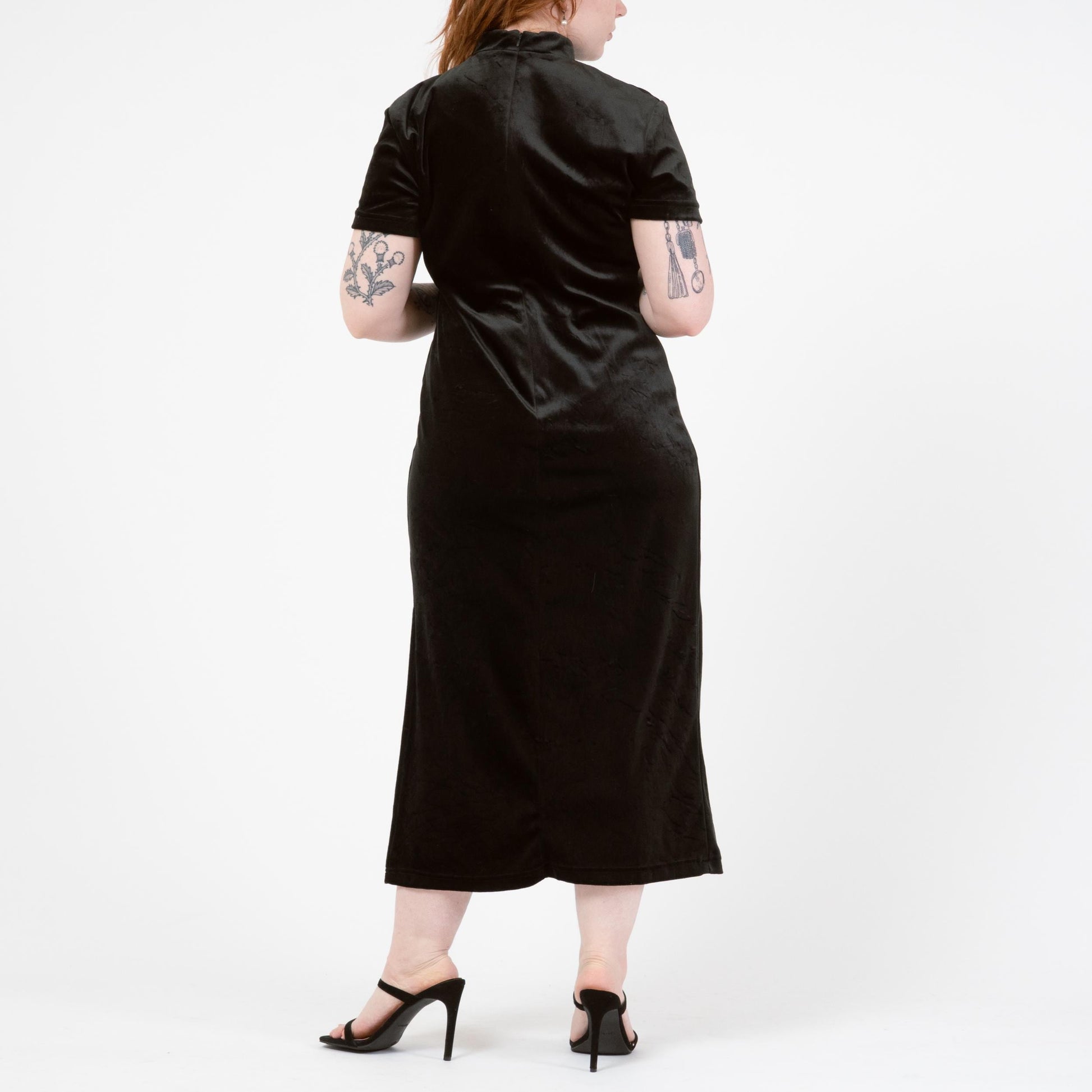 Vintage 90s Black Crushed Velvet Qipao Maxi Dress - Large | Gothic Mockneck Short Sleeve Formal Dress