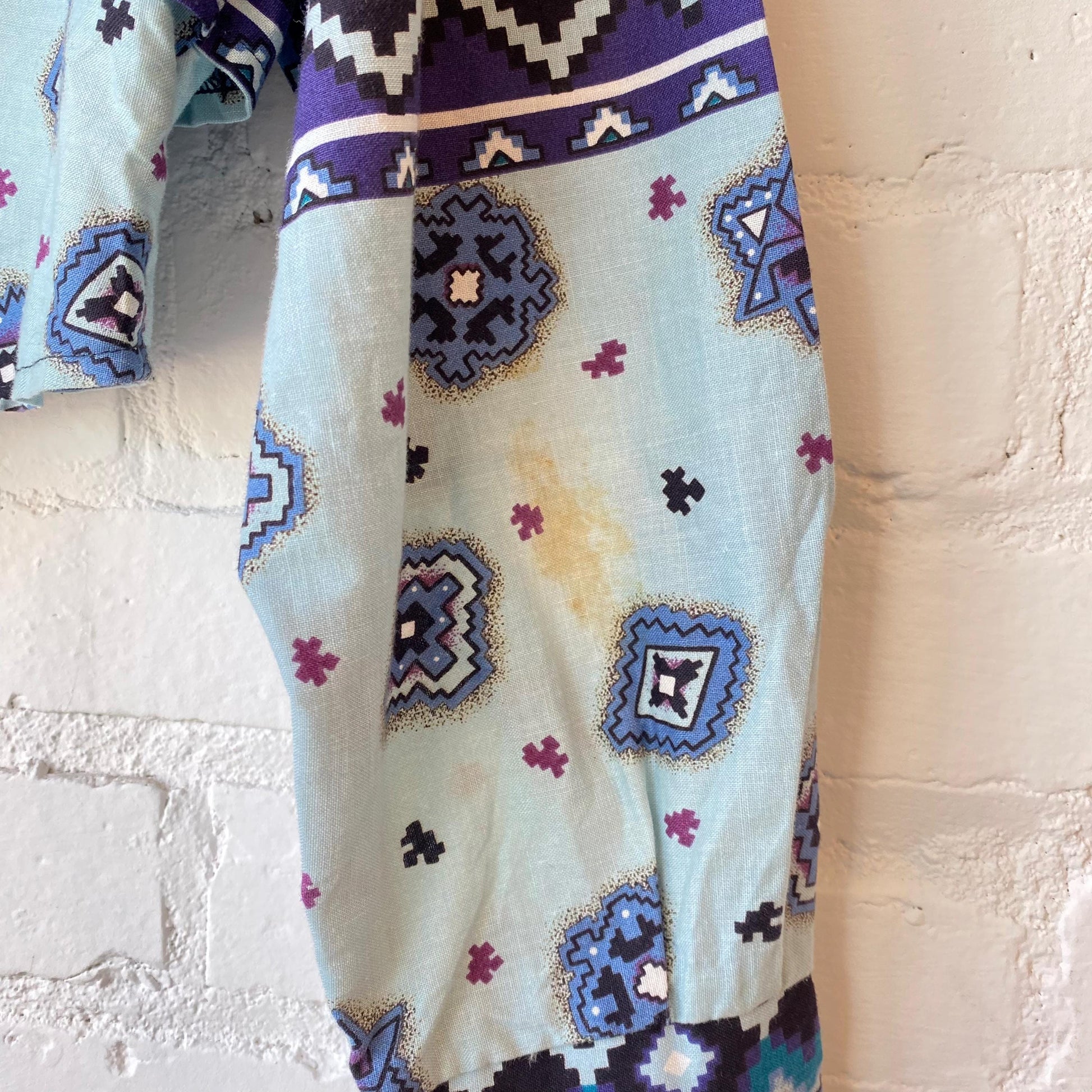 Vintage 90s Western Keyhole Concho Crop Top - Large | Blue Southwestern Print Long Sleeve Button Up Shirt