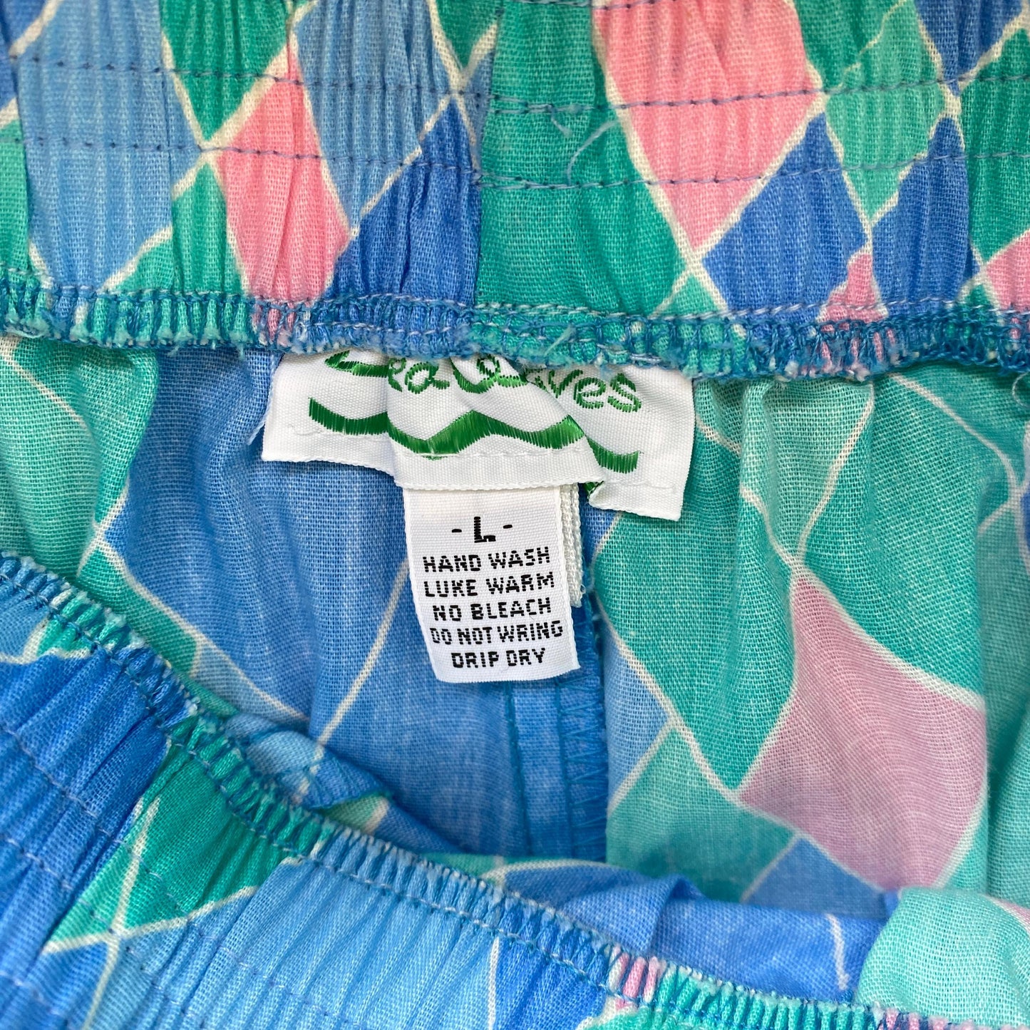 Vintage 80s Diamond Print Lounge Shorts - Medium | High Waisted Casual Elastic Shorts