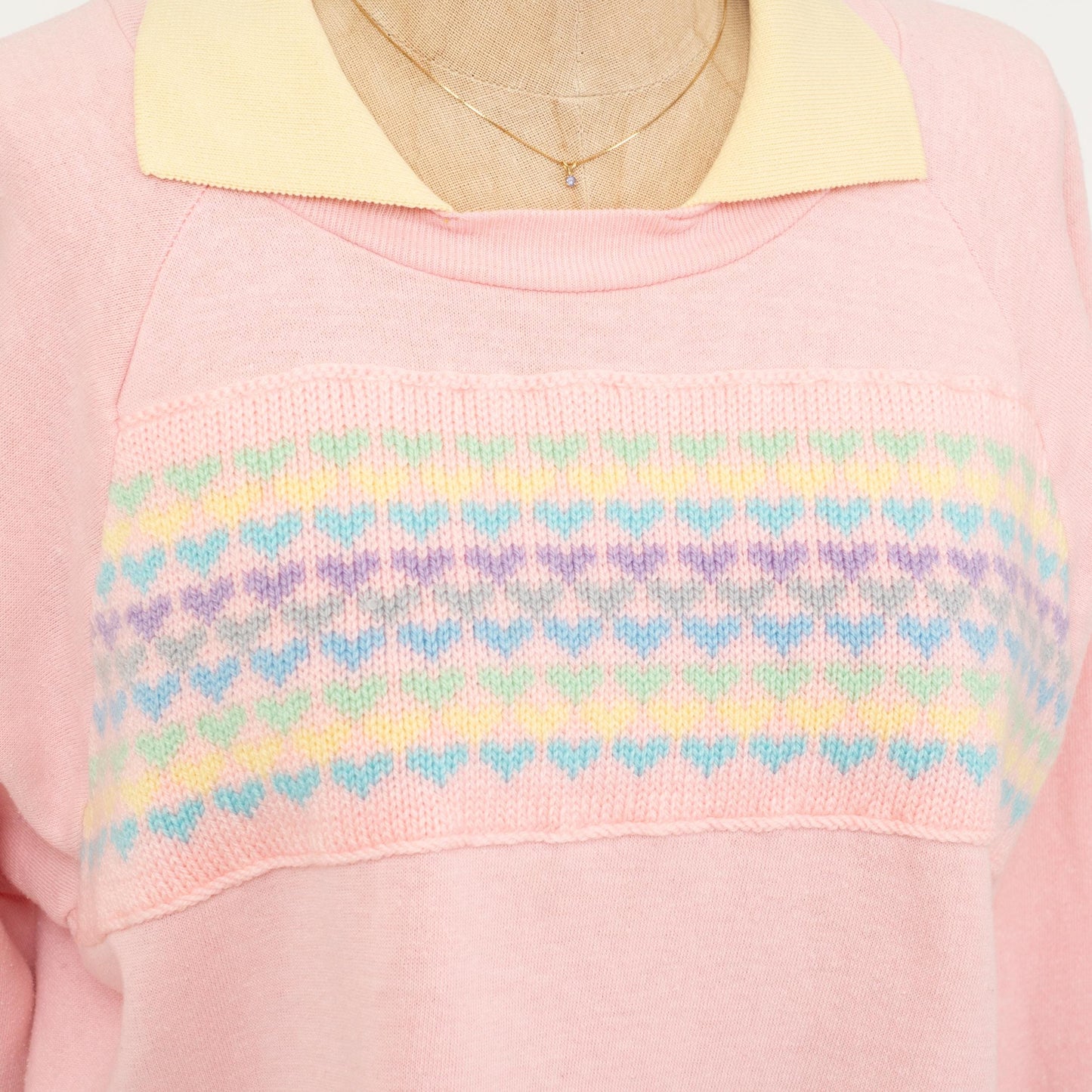 Vintage 90s Pink Heart Cross-Stitch Cropped Sweatshirt - Large to XL | Collared Pullover Crop Top