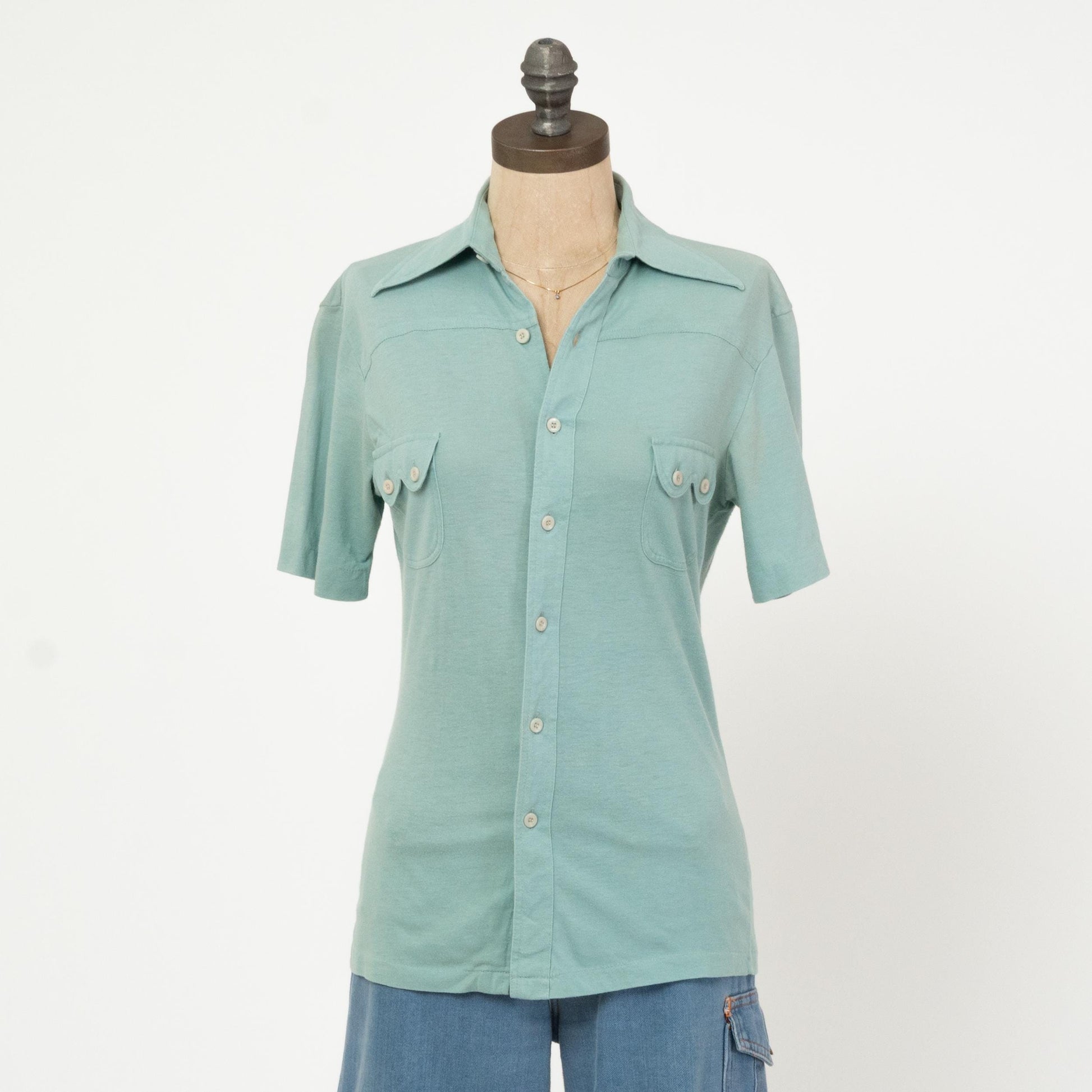 Vintage 70s Mint Green Dagger Collar Shirt - XS to Small | Retro Short Sleeve Collared Top