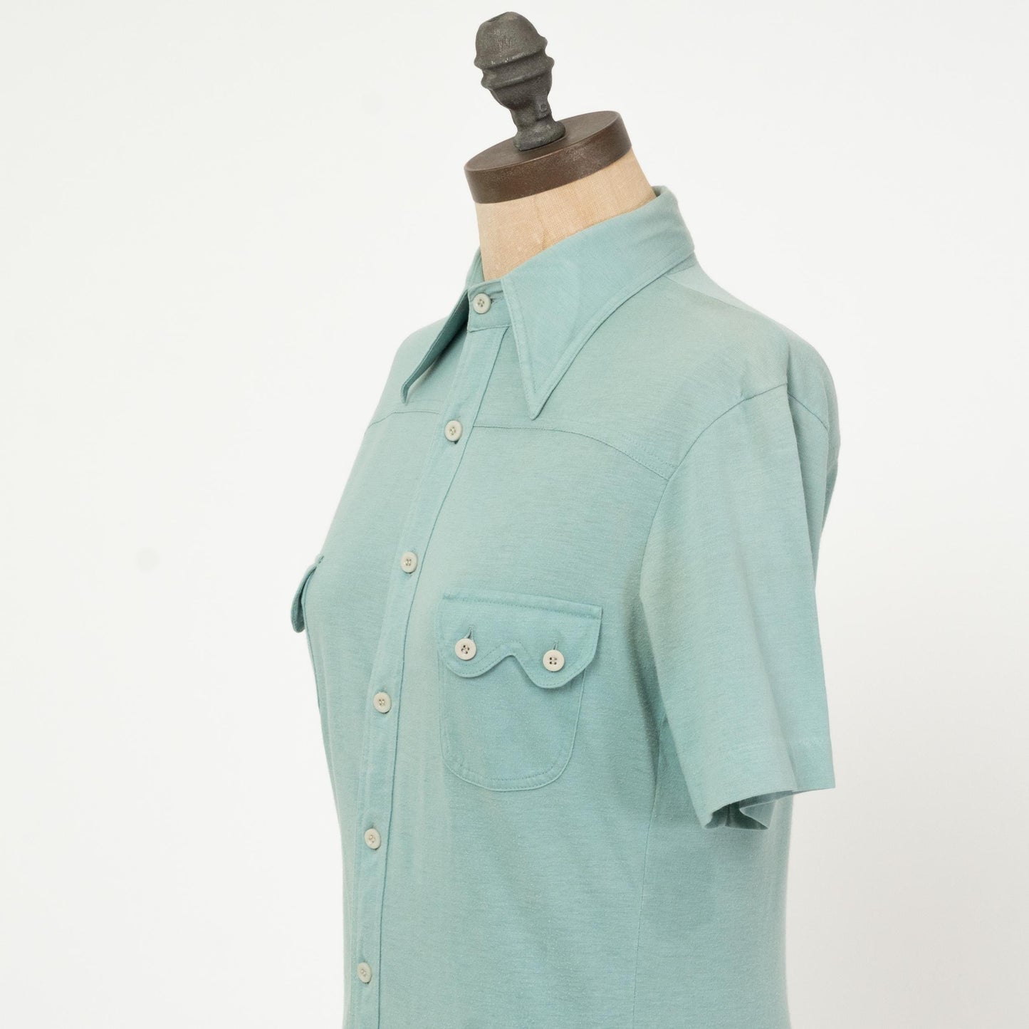 Vintage 70s Mint Green Dagger Collar Shirt - XS to Small | Retro Short Sleeve Collared Top