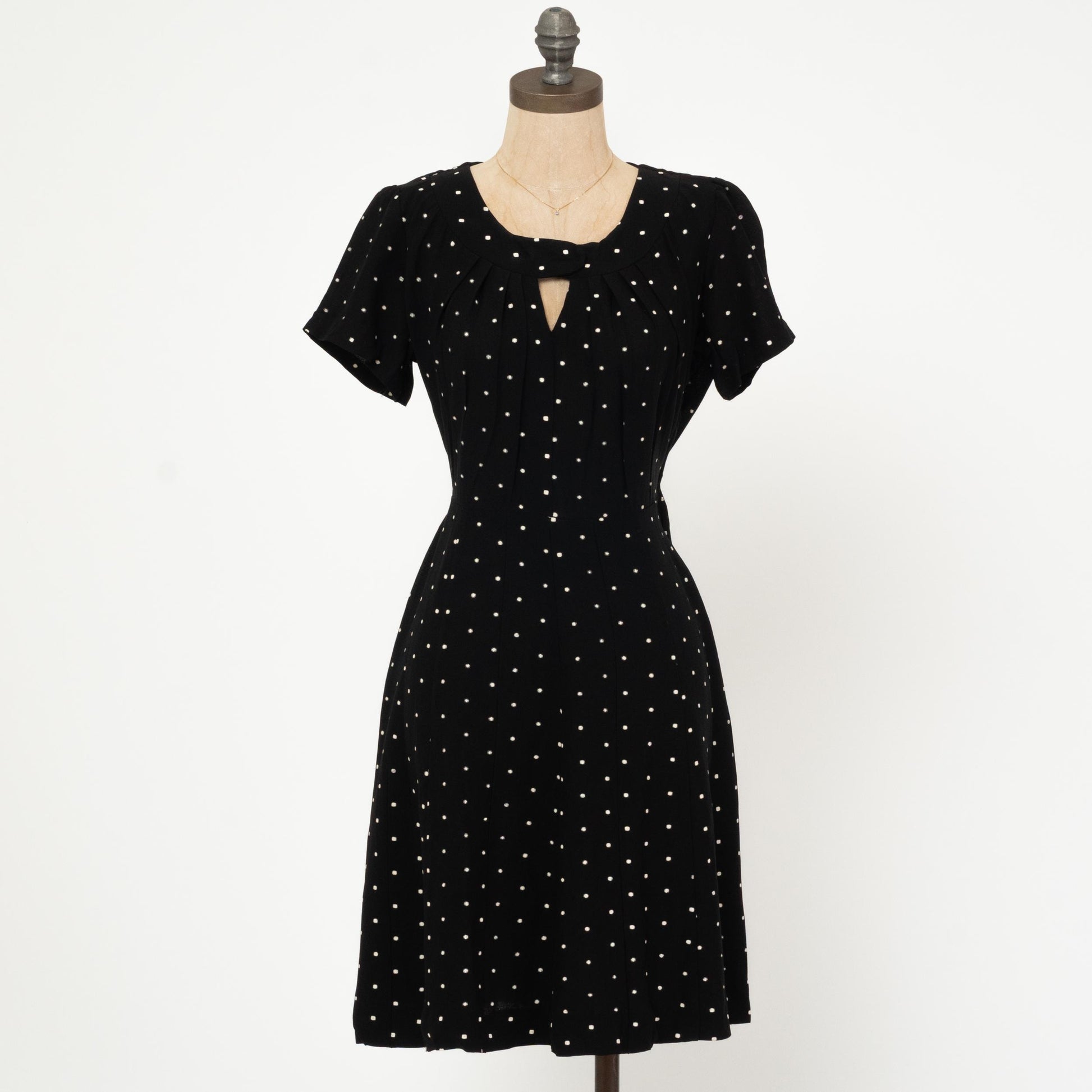 Vintage 50s Black & White Keyhole Mini Dress - Medium | Retro Fit Flare Day Dress