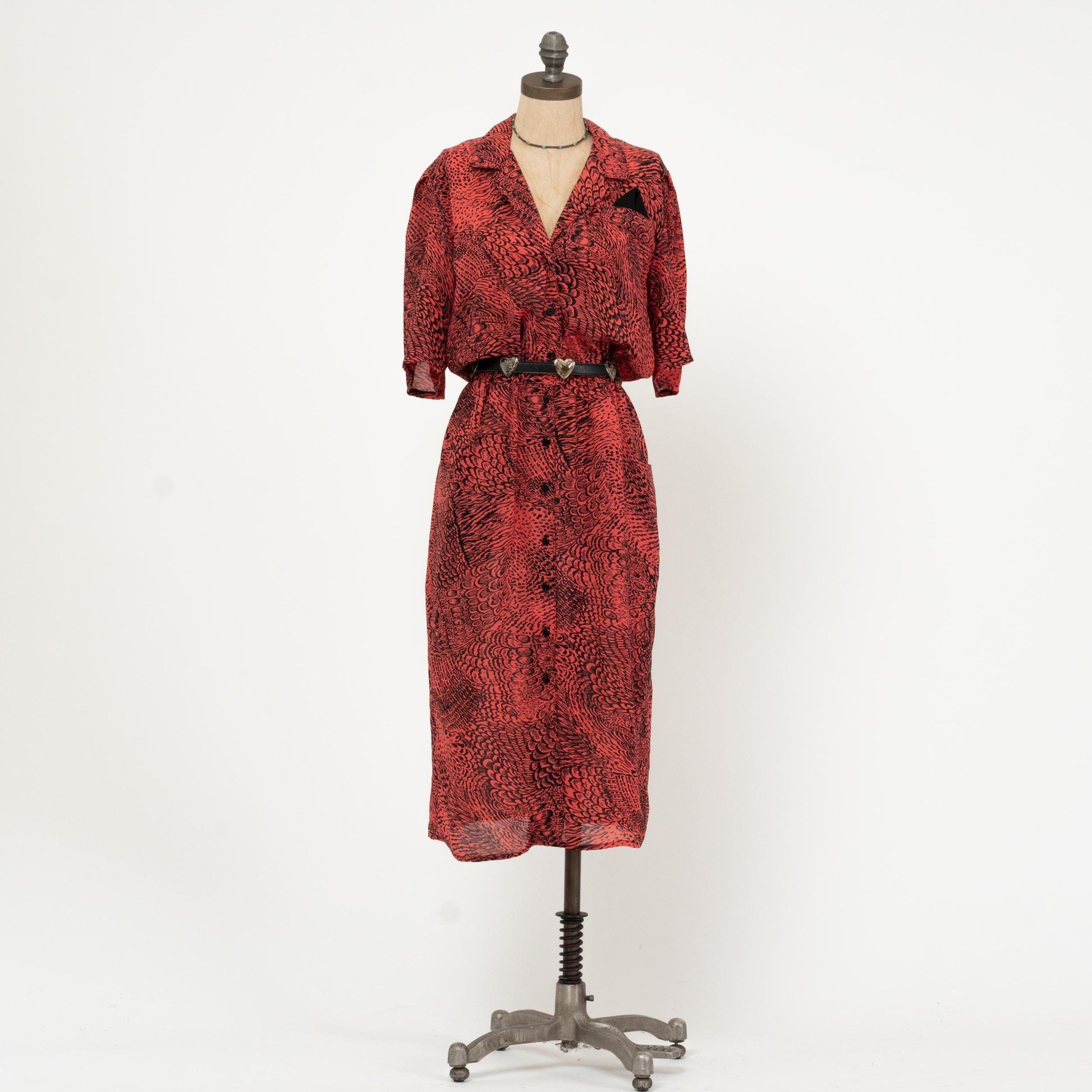Vintage 80s Peacock Feather Print Shirtdress - Medium | Retro Salmon Pink Button Front Midi Dress