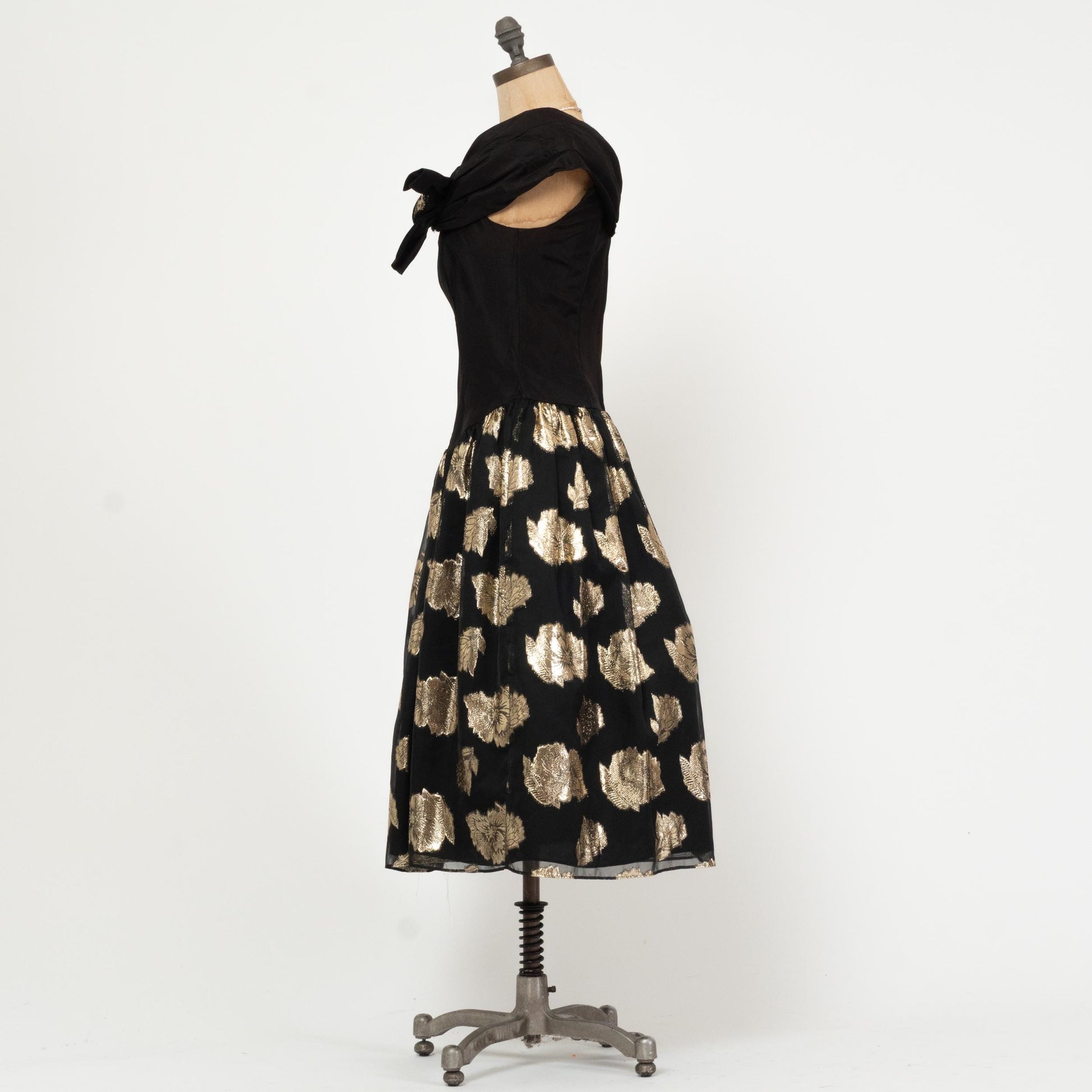 Vintage 80s Gunne Sax Off-Shoulder Party Dress - Small | Black Gold Basque Waist Fit Flare Bow Midi Dress