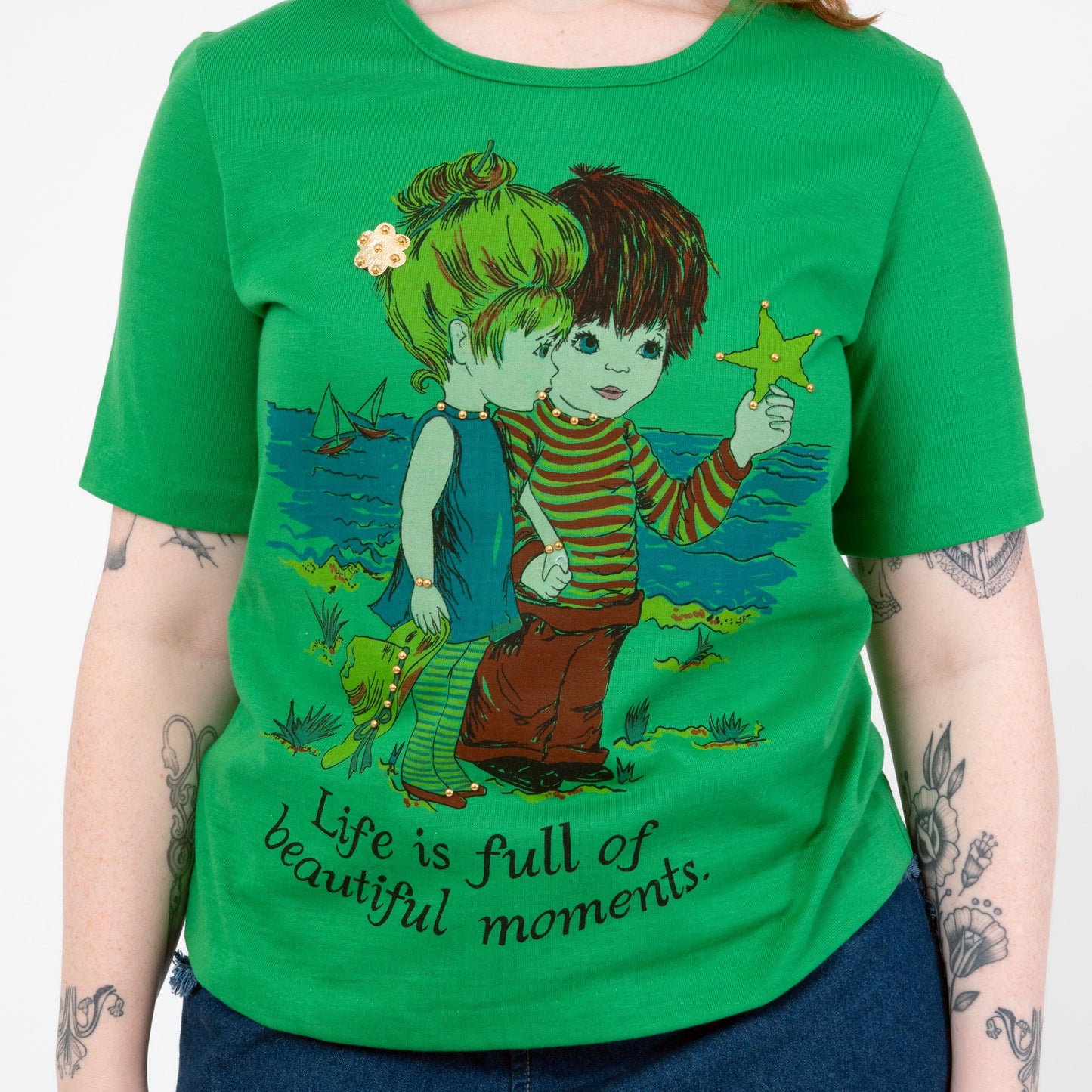 Vintage 70s Big Eye Kids Novelty Graphic Tee - Large | "Life Is Full Of Beautiful Moments" Studded Green T Shirt