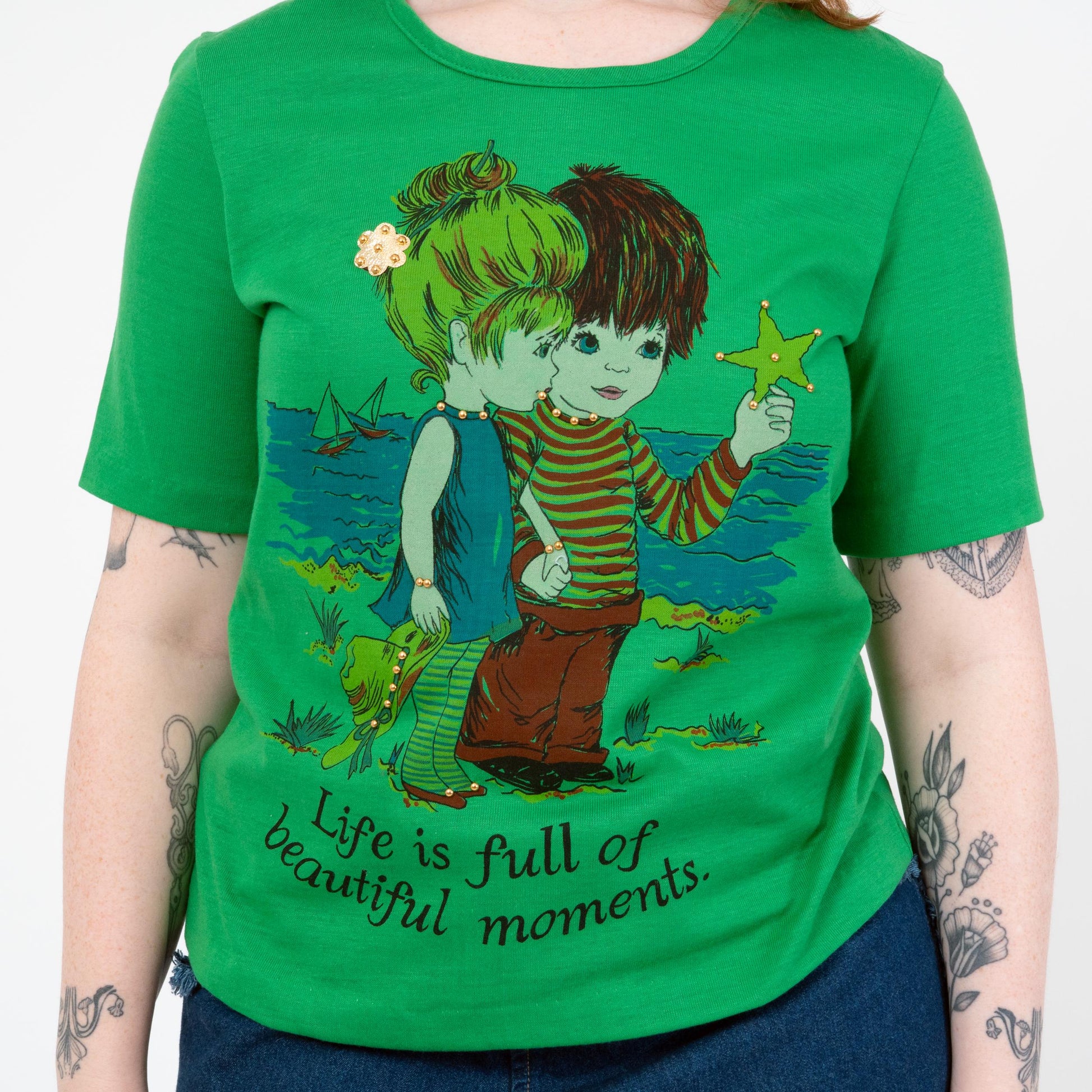 Vintage 70s Big Eye Kids Novelty Graphic Tee - Large | "Life Is Full Of Beautiful Moments" Studded Green T Shirt
