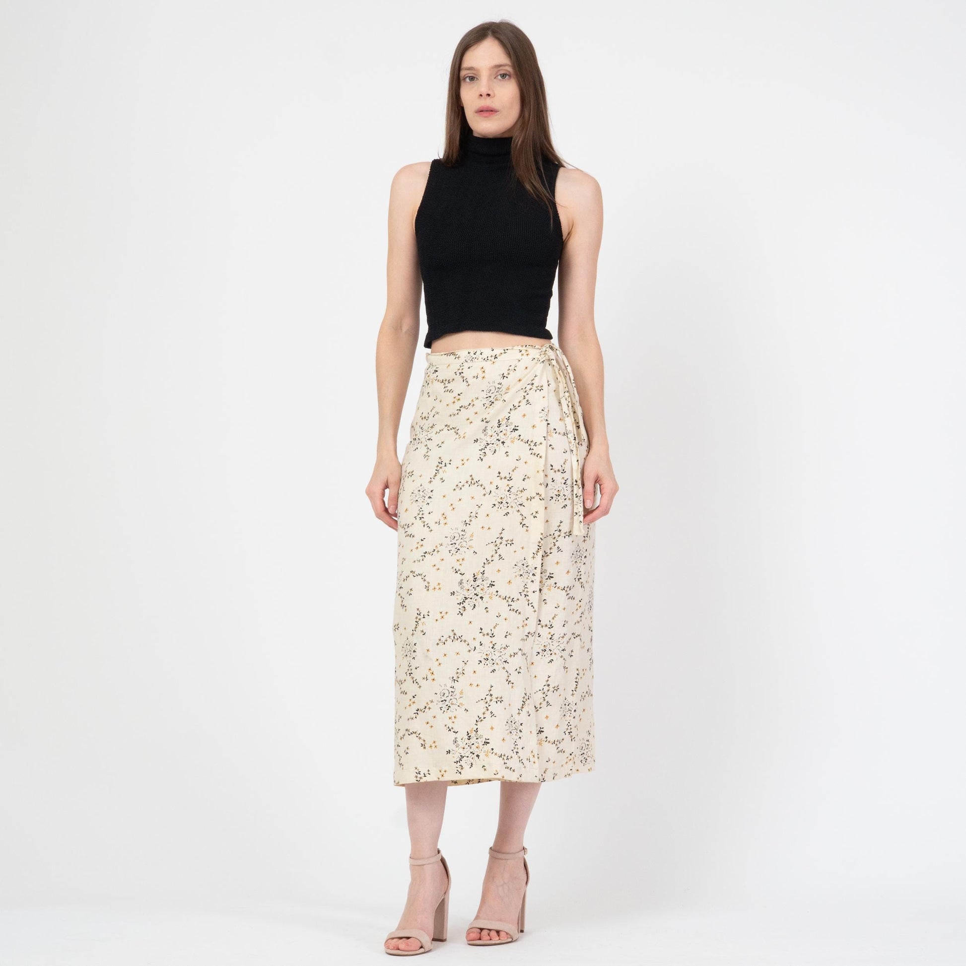 Vintage 90s Soft Linen Wildflower Print Midi Wrap Skirt - Small | Cream Floral High Waisted Skirt