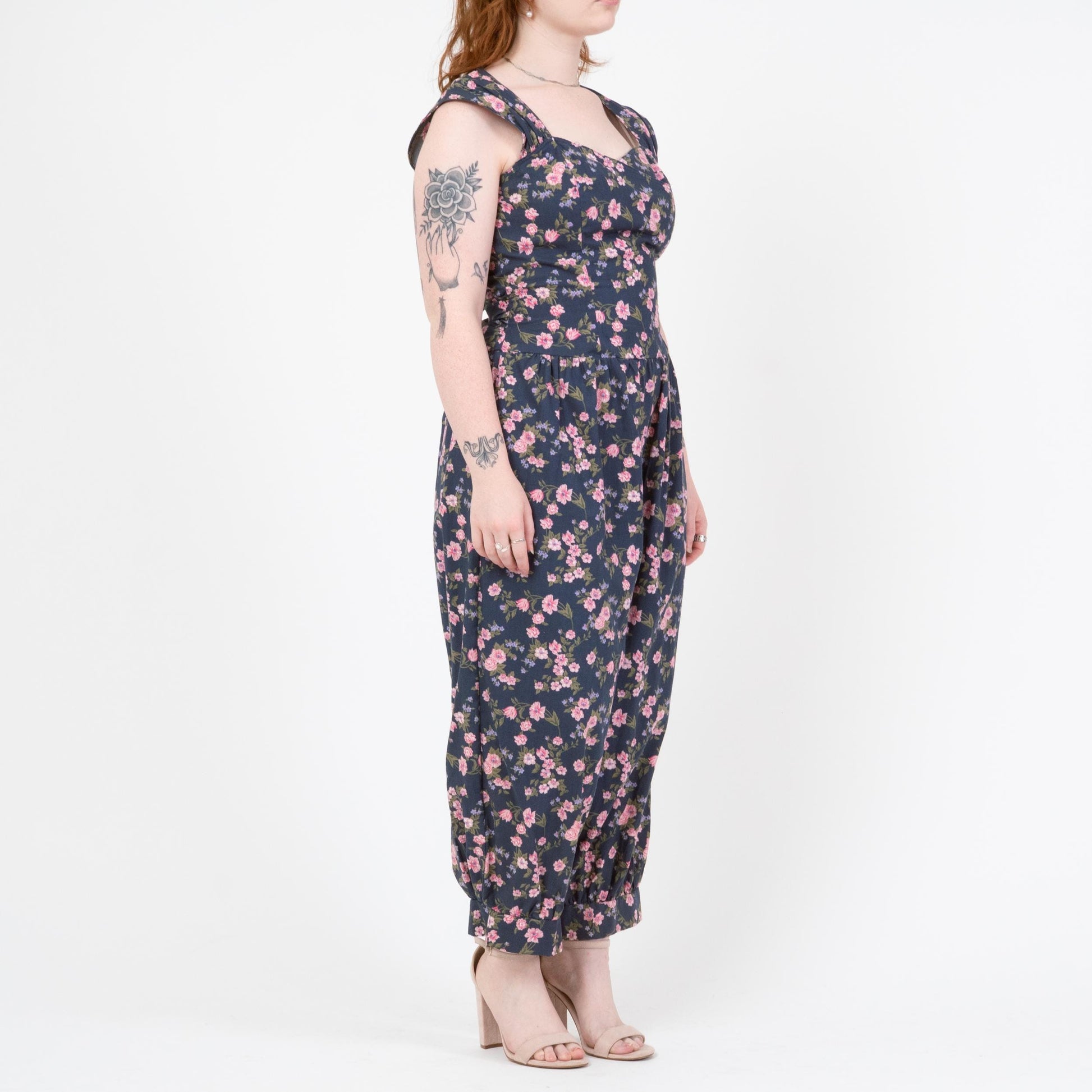 Vintage 80s Blue Floral Pinafore Jumpsuit - Medium to Large | Boho Cap Sleeve Romper Outfit with Pockets