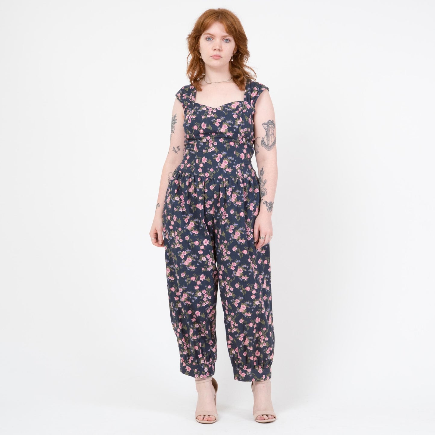 Vintage 80s Blue Floral Pinafore Jumpsuit - Medium to Large | Boho Cap Sleeve Romper Outfit with Pockets