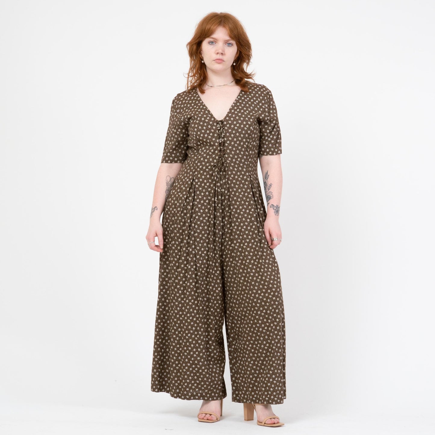 Vintage 80s Brown Floral Wide Leg Jumpsuit - Large to XL | Boho Short Sleeve Palazzo Pantsuit