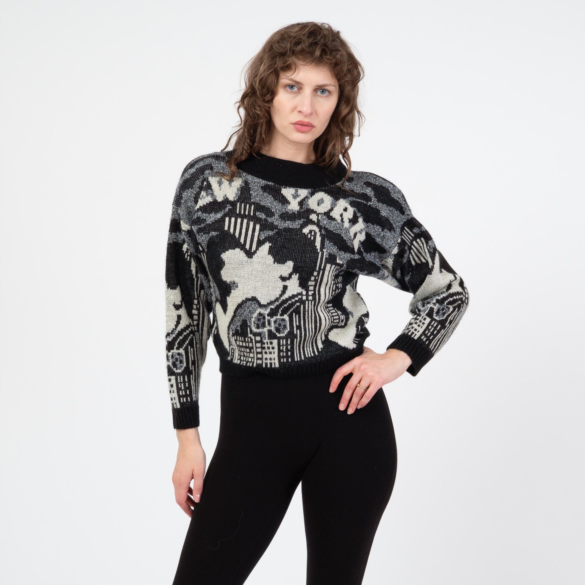 Vintage 80s New York City Scene Intarsia Knit Cropped Sweater - Small to Medium | New Wave Novelty Black & White Pullover