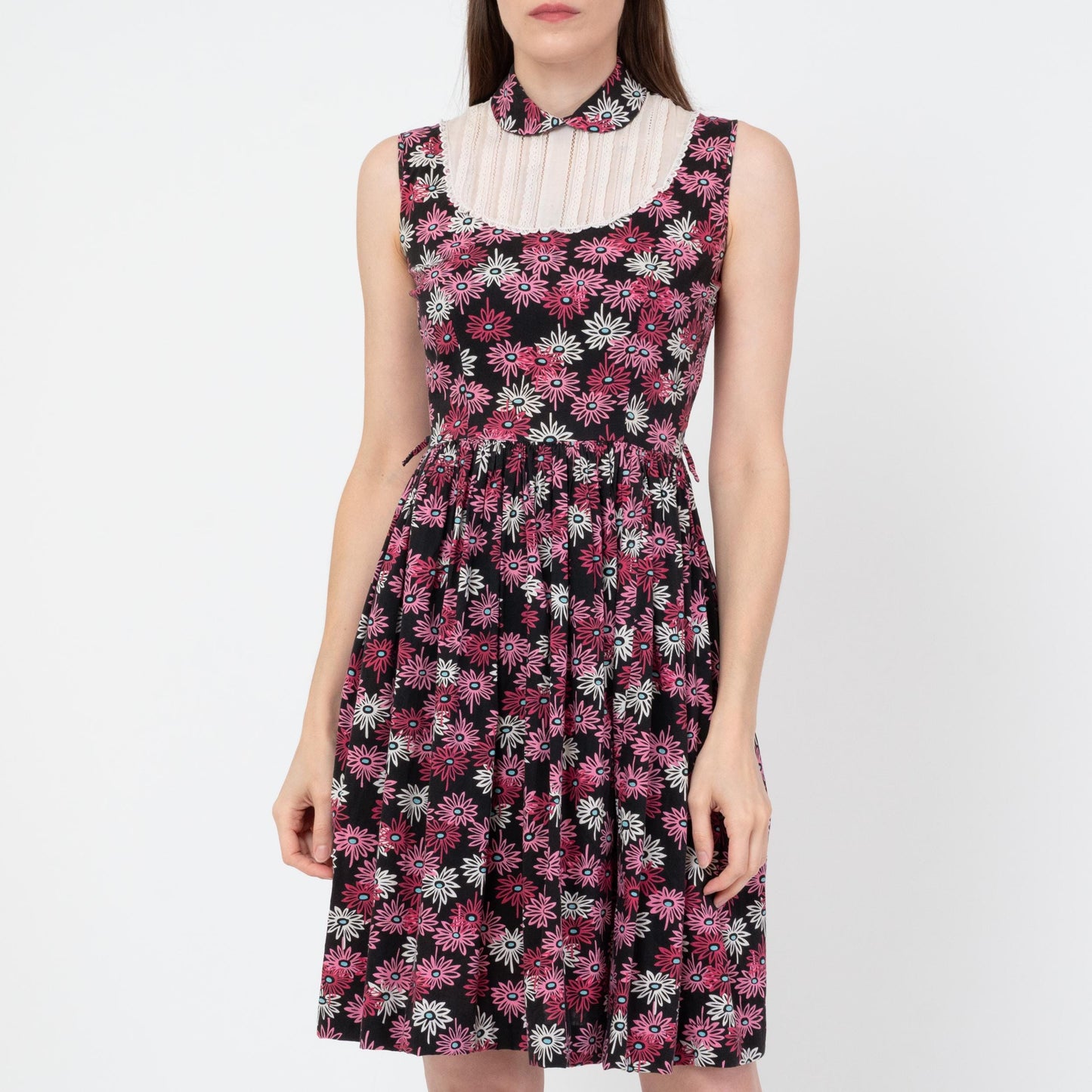 Vintage 50s Black & Pink Daisy Floral Day Dress - Extra Small | Retro Fit Flare Lace Bib Mini Dress