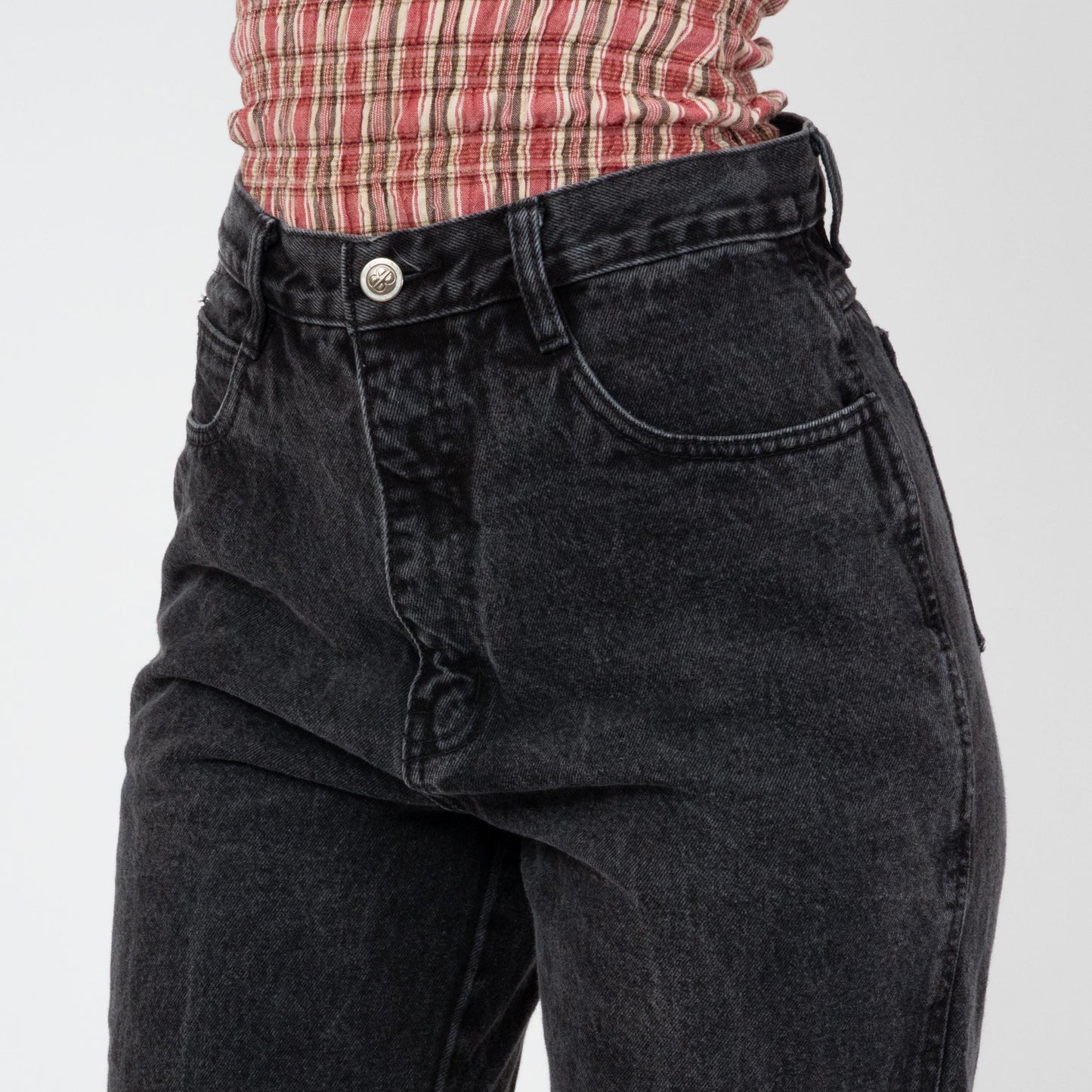 Vintage 90s Faded Black High Waisted Jeans - Medium, 28" Waist | Bill Blass Denim Mom Jeans