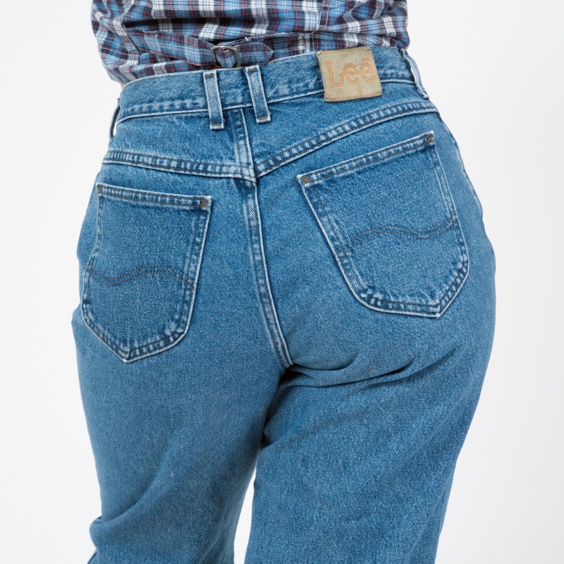 Vintage 90s Lee High Waisted Mom Jeans - Large, 32" Waist | Grunge Tapered Leg Denim