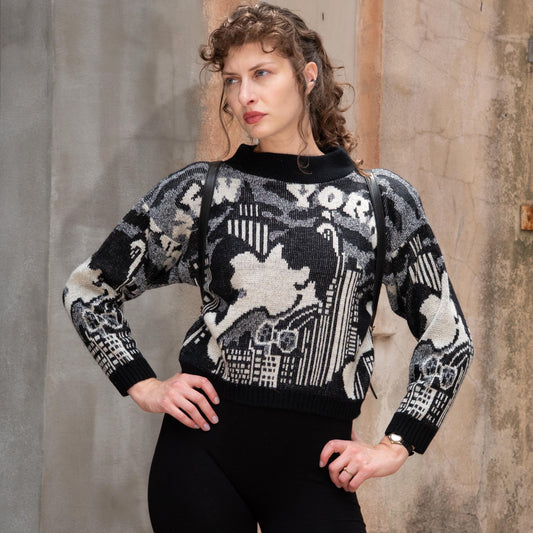 Vintage 80s New York City Scene Intarsia Knit Cropped Sweater - Small to Medium | New Wave Novelty Black & White Pullover