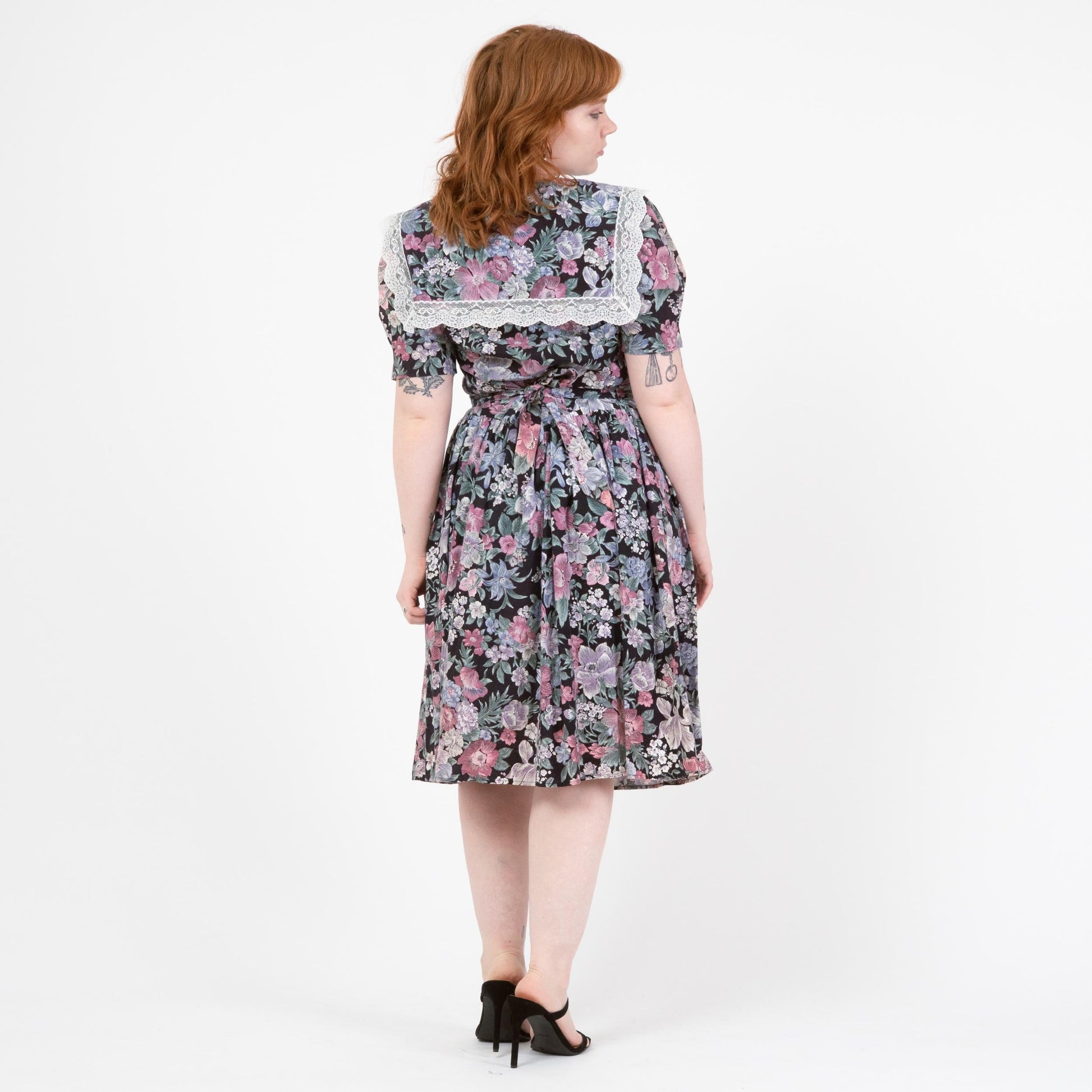 Vintage 80s Floral Sailor Collar Fit & Flare Dress - Large | Puff Sleeve Lace Trim Basque Waist Midi Dress