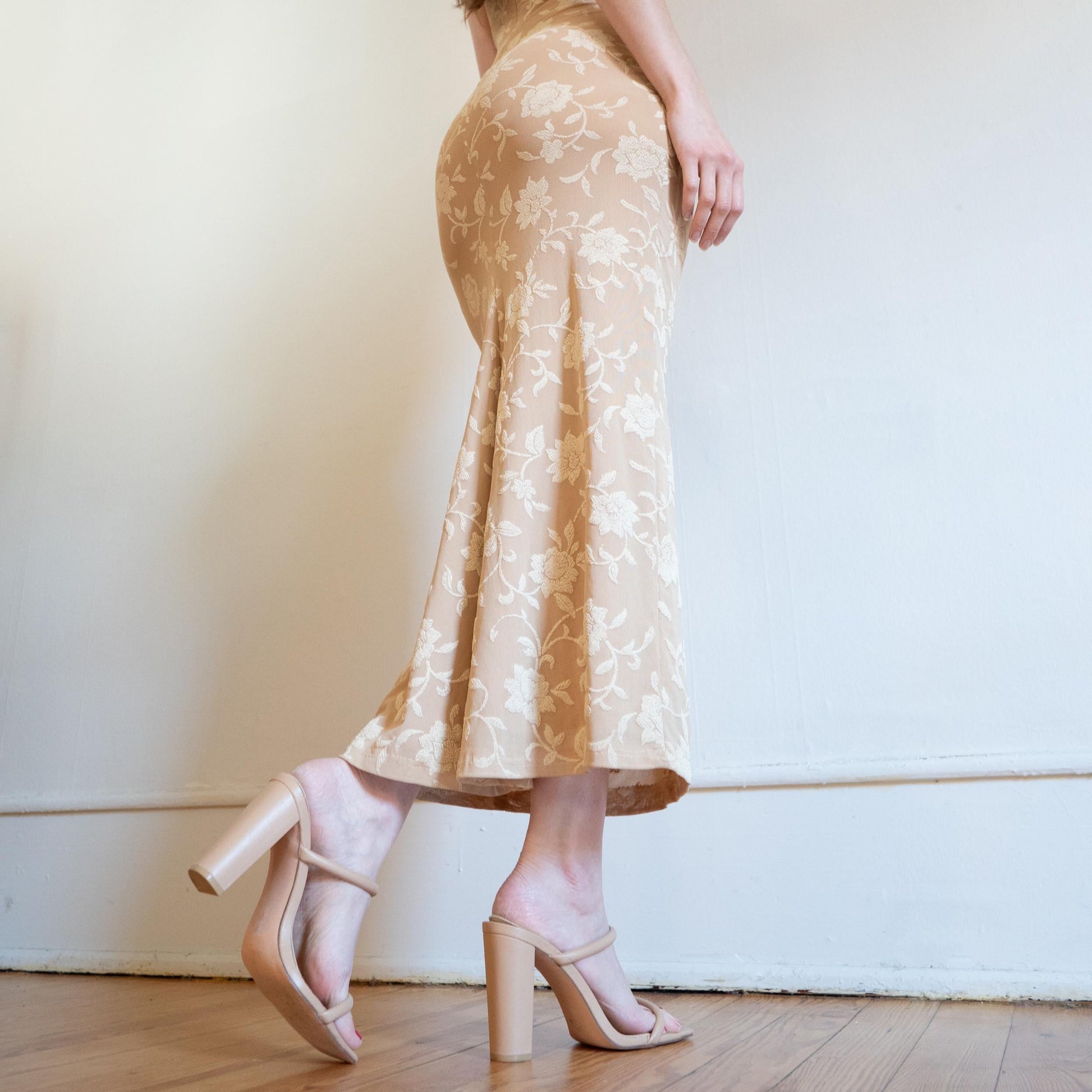 Vintage 90s Two-Tone Floral Jeweled Strap Bodycon Gown - Extra Small | Beige Maxi Formal Party Dress