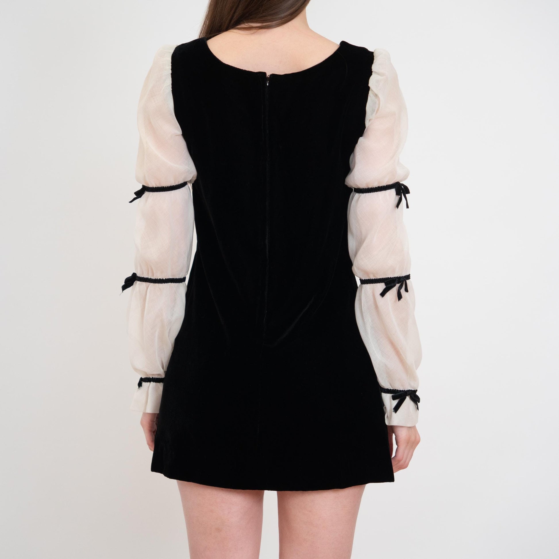 Vintage 70 Black & White Goth Renaissance Mini Dress - Extra Small | Velvet Poet Sleeve Babydoll Minidress