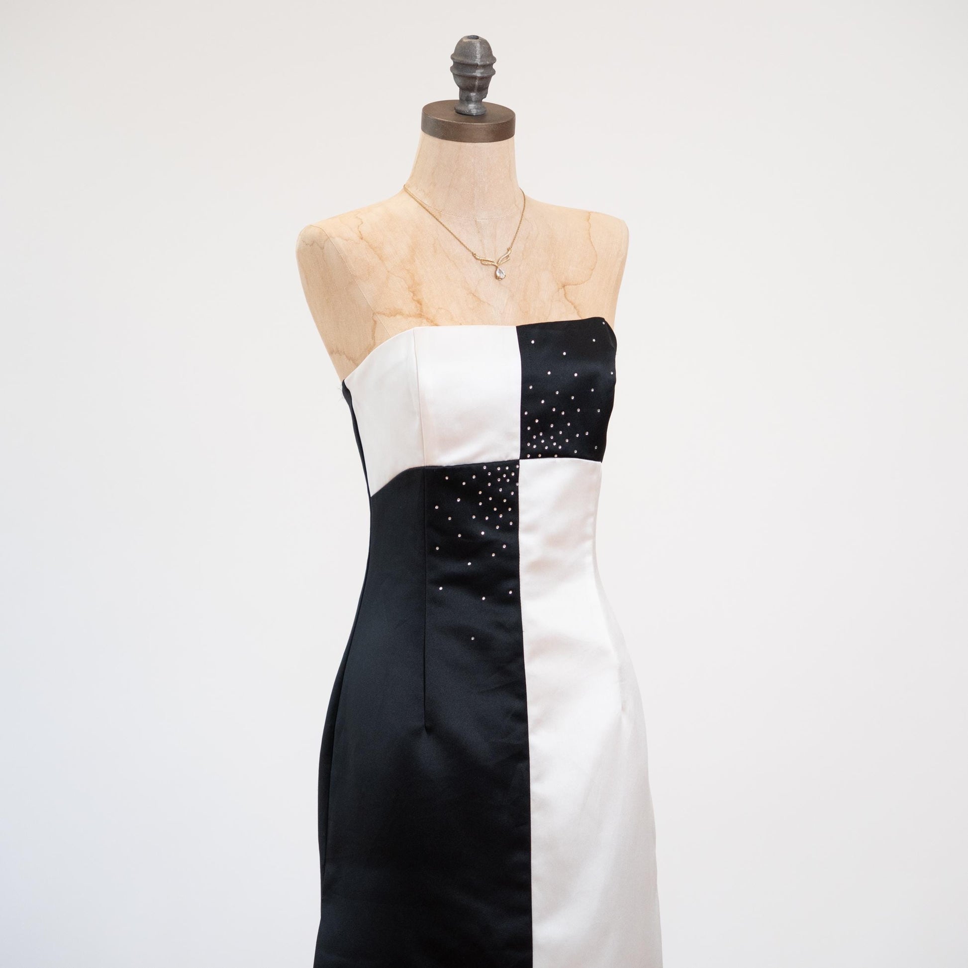 Vintage Y2K Jessica McClintock for Gunne Sax Black & White Satin Gown - Extra Small | Strapless Rhinestone Maxi Prom Dress