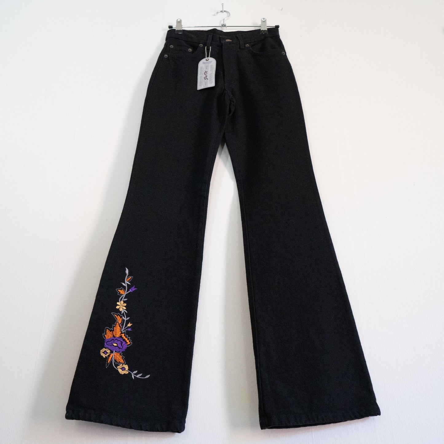 Vintage Y2K Black Floral Embroidered Flare Jeans - Extra Small | Boho High Waisted Denim