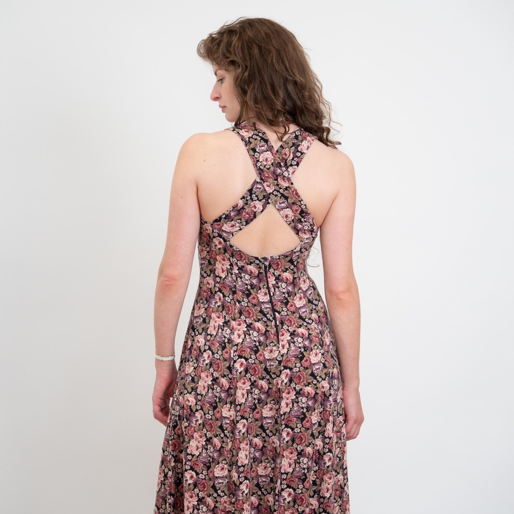 Vintage 90s Dusty Pink Floral Cross Back Sundress - Small | Boho Sweetheart Neck Midi Dress