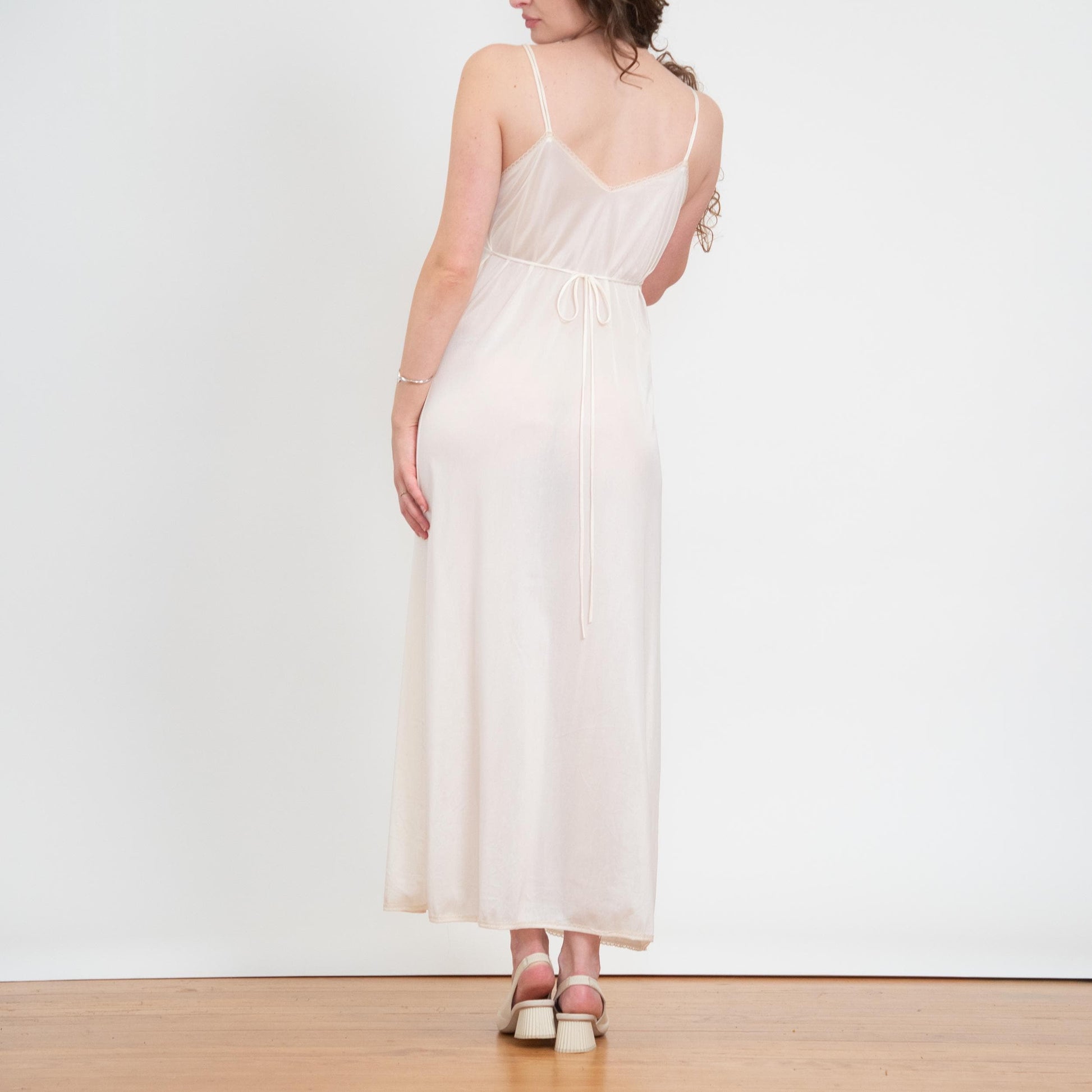 Vintage 70s Ivory Floral Embroidered Maxi Slip Dress - Medium | Bridal Lingerie Boho Nightgown