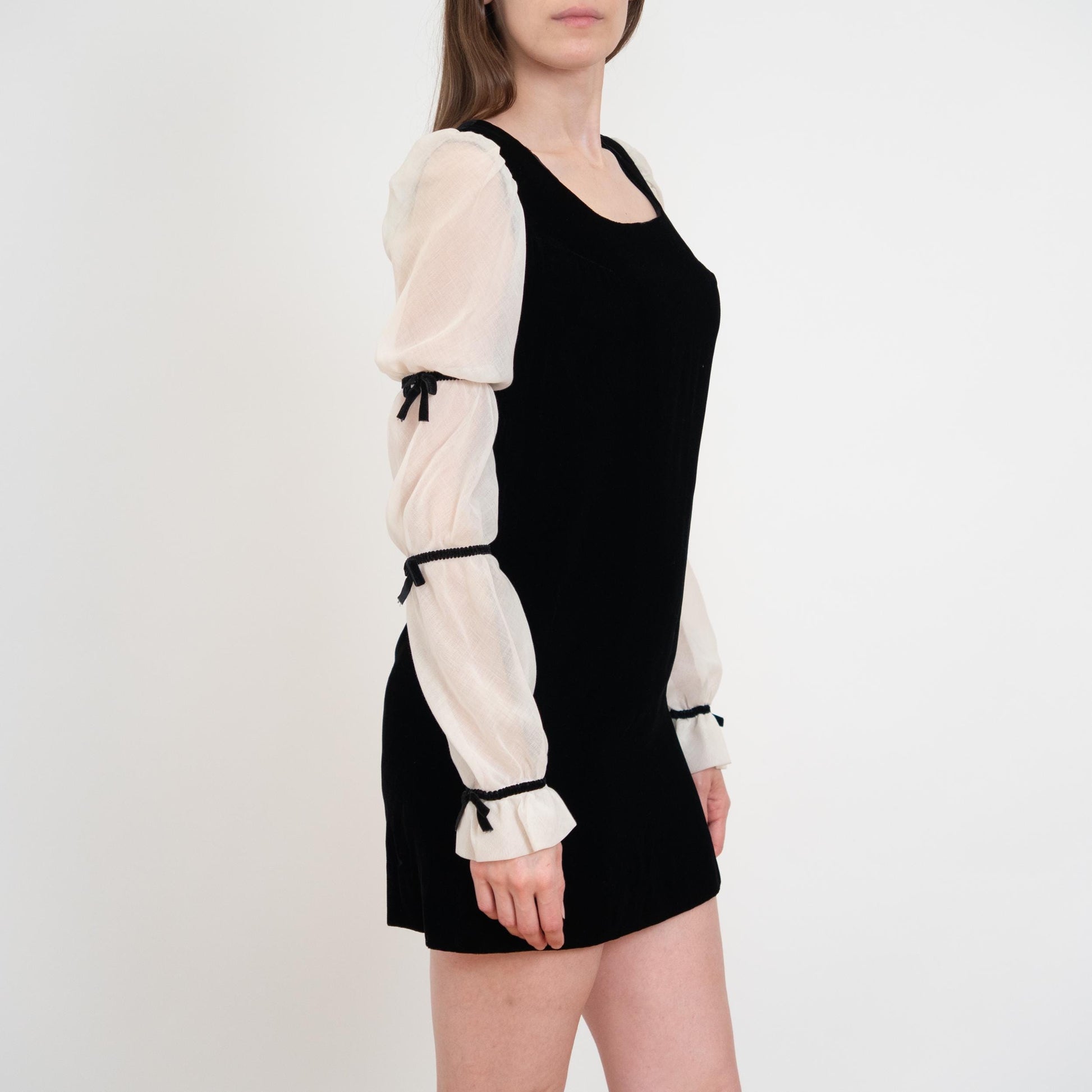 Vintage 70 Black & White Goth Renaissance Mini Dress - Extra Small | Velvet Poet Sleeve Babydoll Minidress