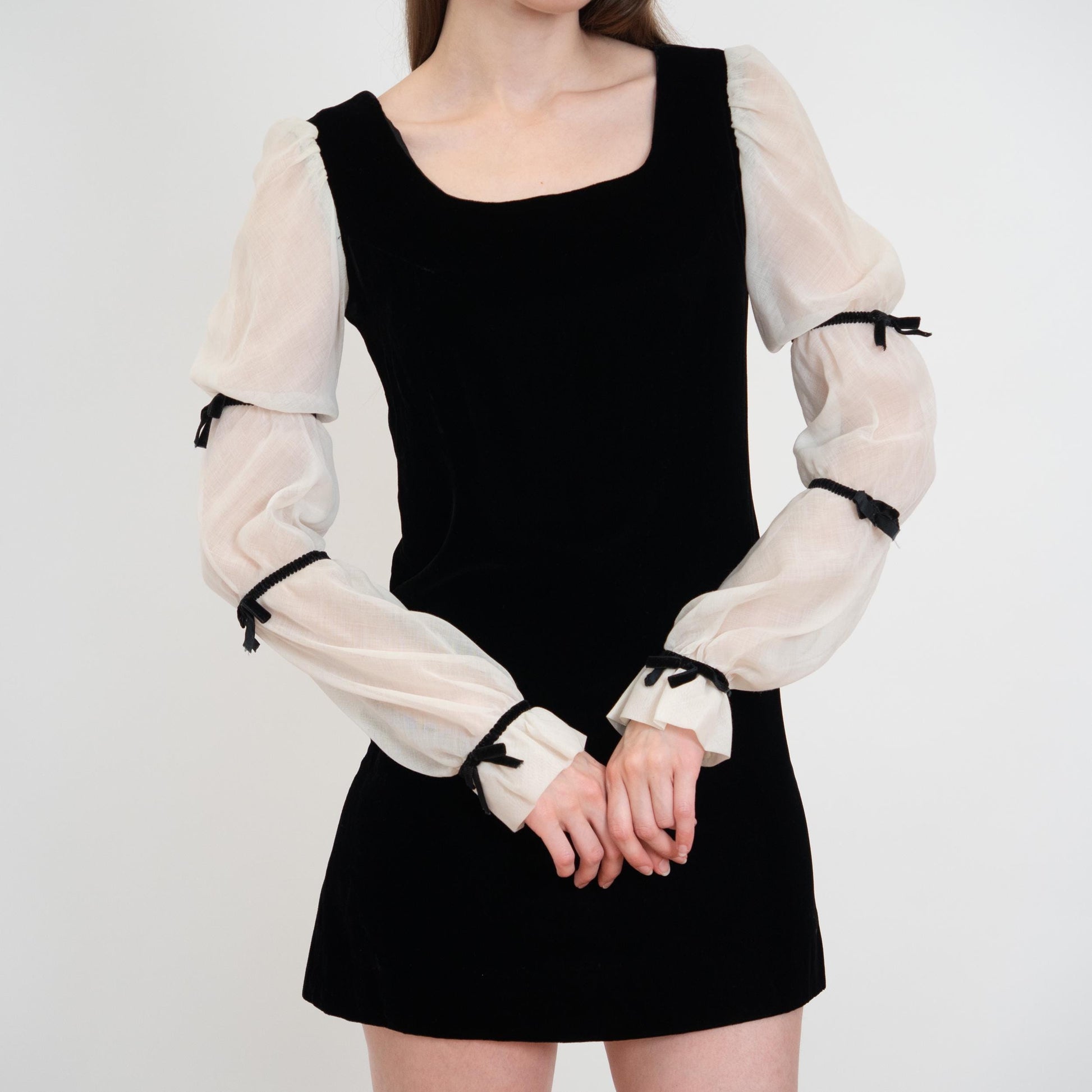 Vintage 70 Black & White Goth Renaissance Mini Dress - Extra Small | Velvet Poet Sleeve Babydoll Minidress
