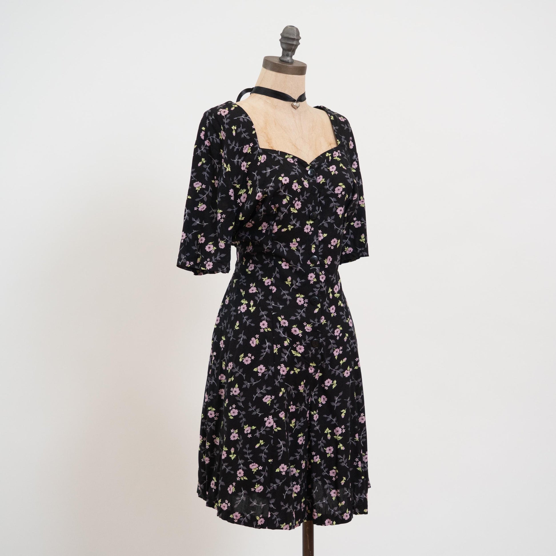 Vintage 90s Black Floral Cross Back Romper - Large | Retro Sweetheart Neck Mini Playsuit