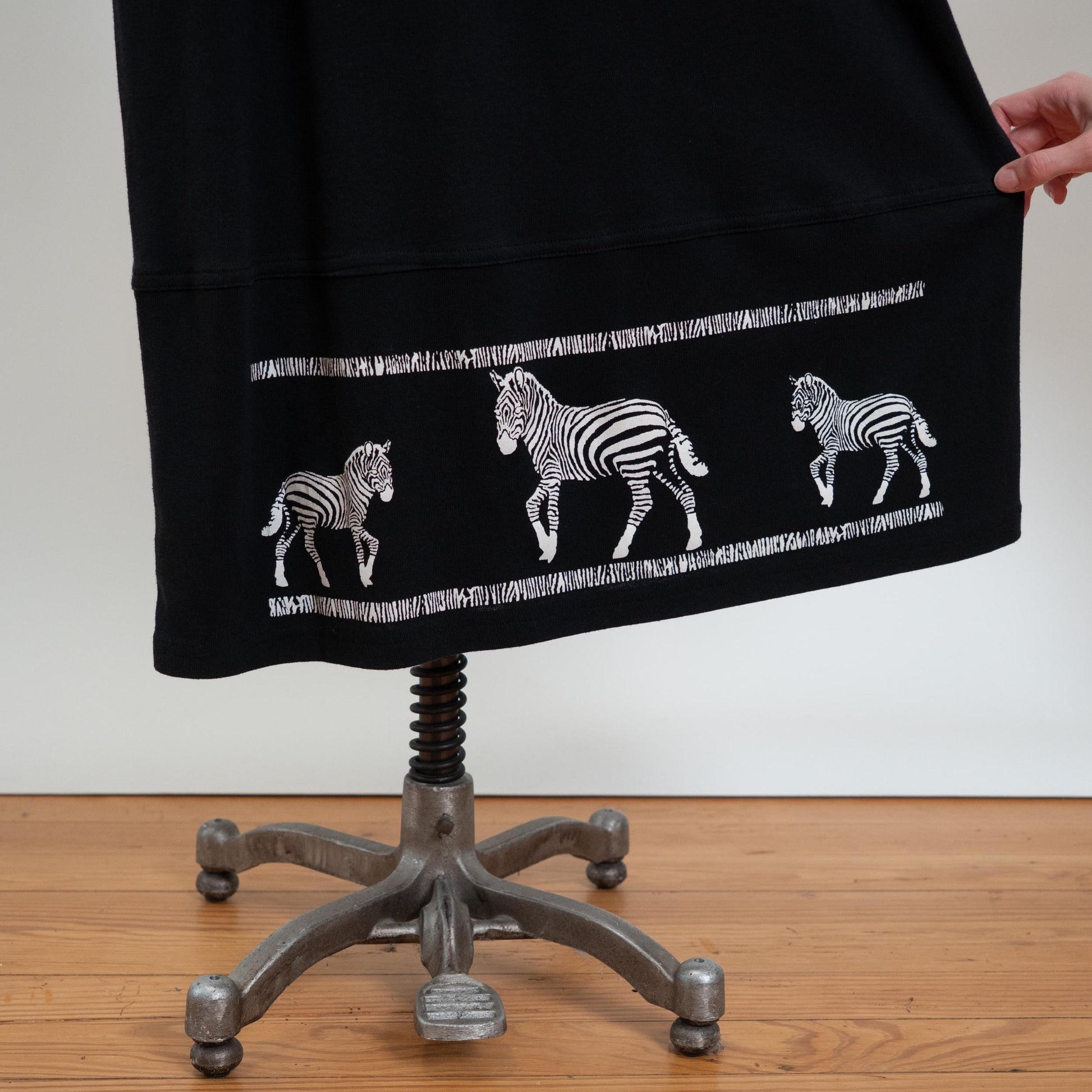 Vintage 90s Zebra Graphic T Shirt Dress - Large | Black & White Oversized Maxi Sundress