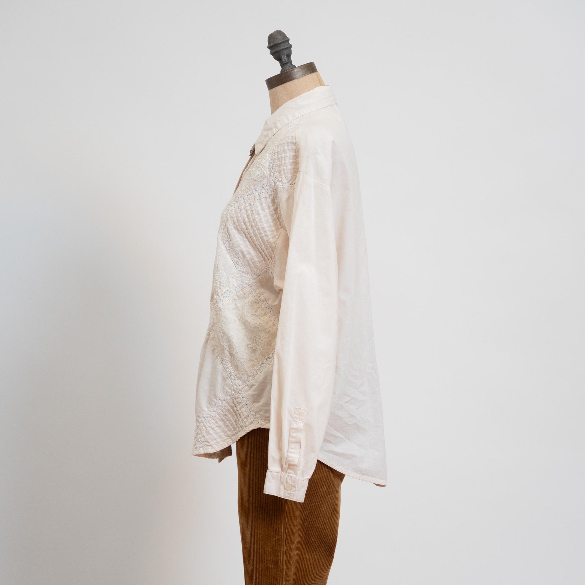 Vintage 80s Boho White Cotton Patchwork Shirt - Medium | Long Sleeve Button Up Collared Blouse