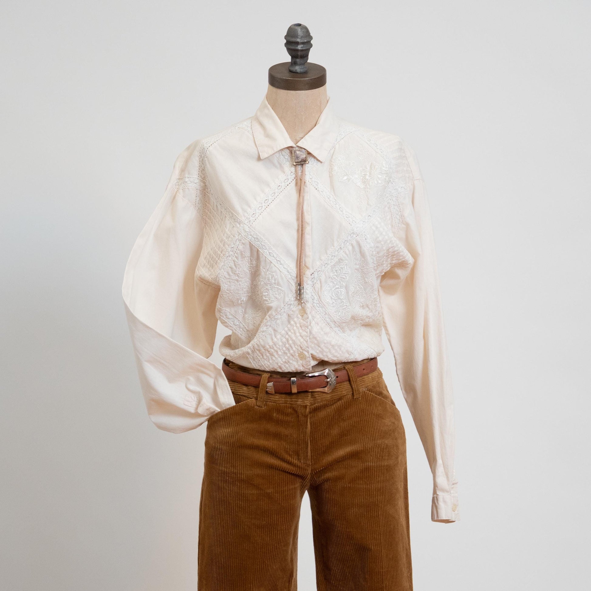 Vintage 80s Boho White Cotton Patchwork Shirt - Medium | Long Sleeve Button Up Collared Blouse