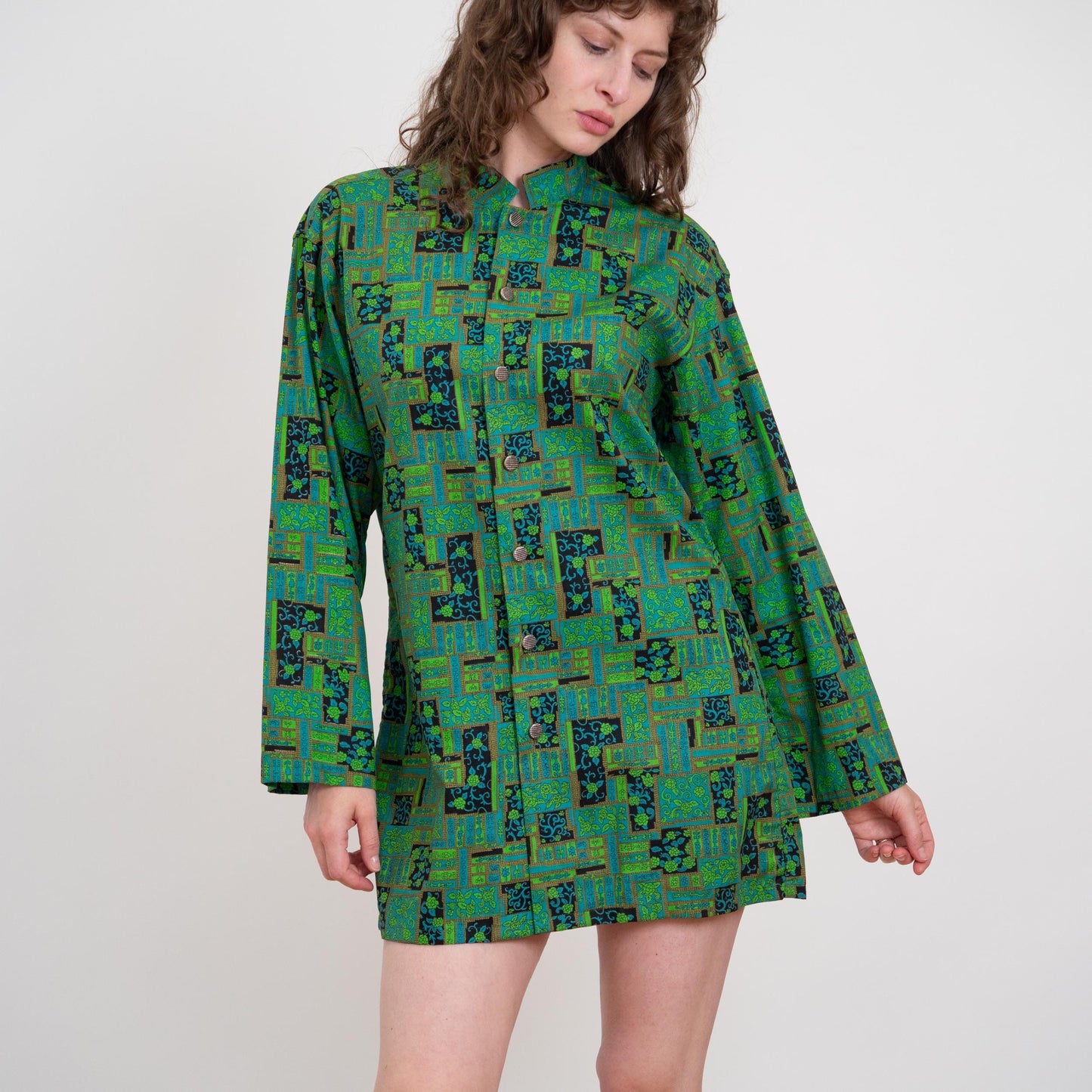 Vintage 60s Green Batik Floral Tunic Top - Men's Medium, Women's Large | Nehru Collar Long Sleeve Shirt